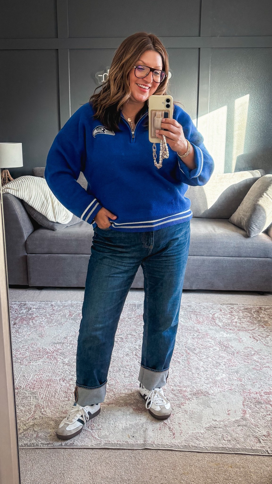 Today’s ootd:
Abercrombie nfl sweater (L)
GAP Factory jeans (33)
Adidas sambas


#LTKOver40 #LTKStyleTip #LTKMidsize