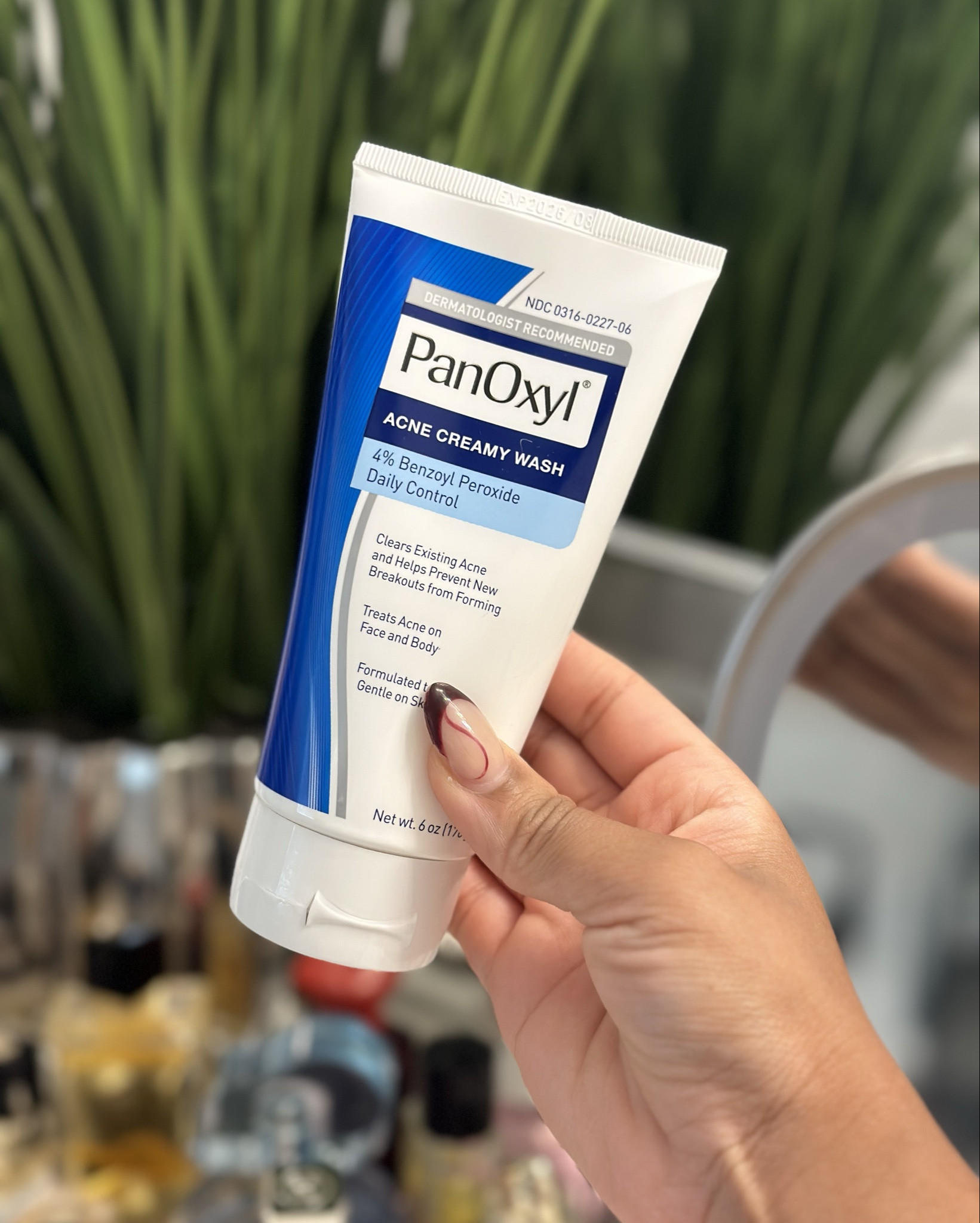 Say Goodbye To Hormonal Acne , simplifying your routine is Key ! 🧖🏽‍♀️💫