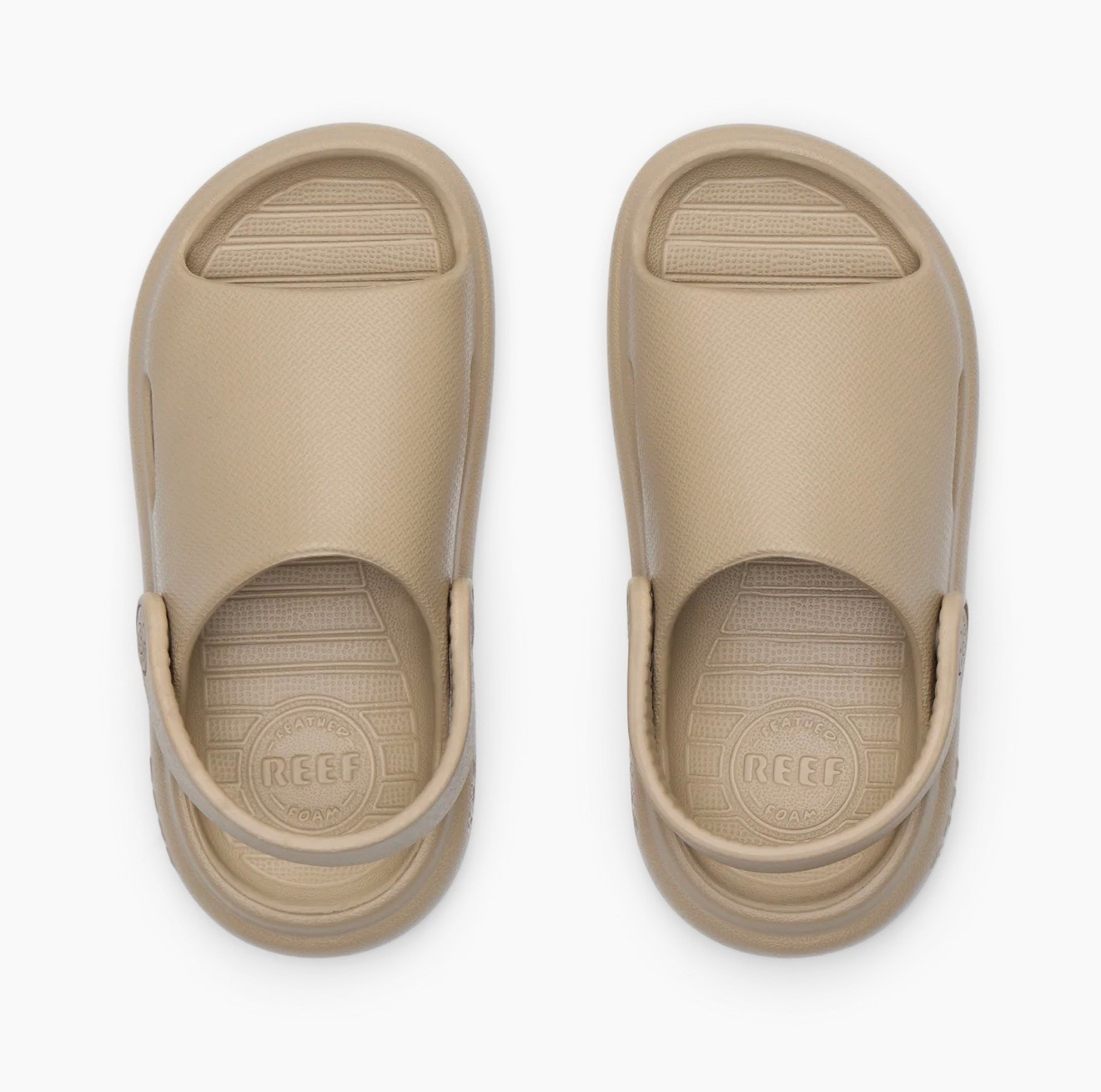 Just ordered these for my boys for summer! Love the neutral color too! 

Kids style / reef sandals / toddler / kids shoes / spring / vacation 