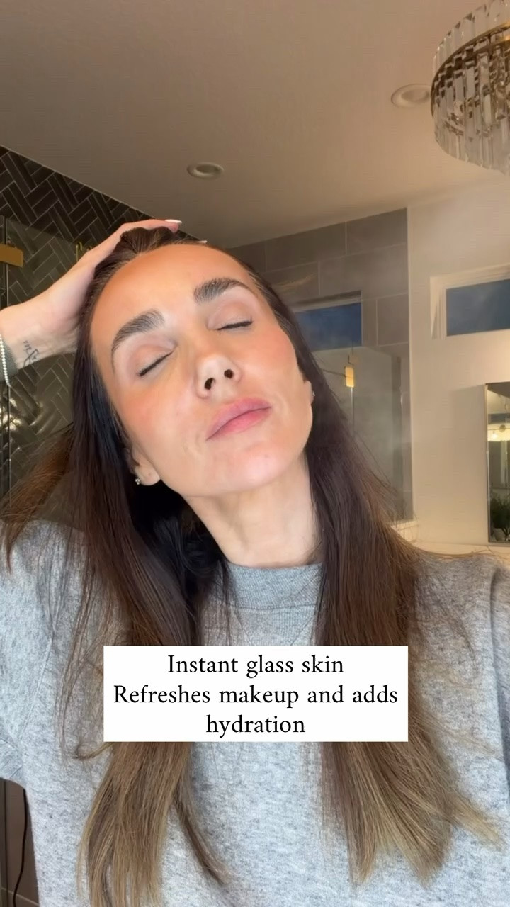 Rhode glazing mist.

#LTKBeauty