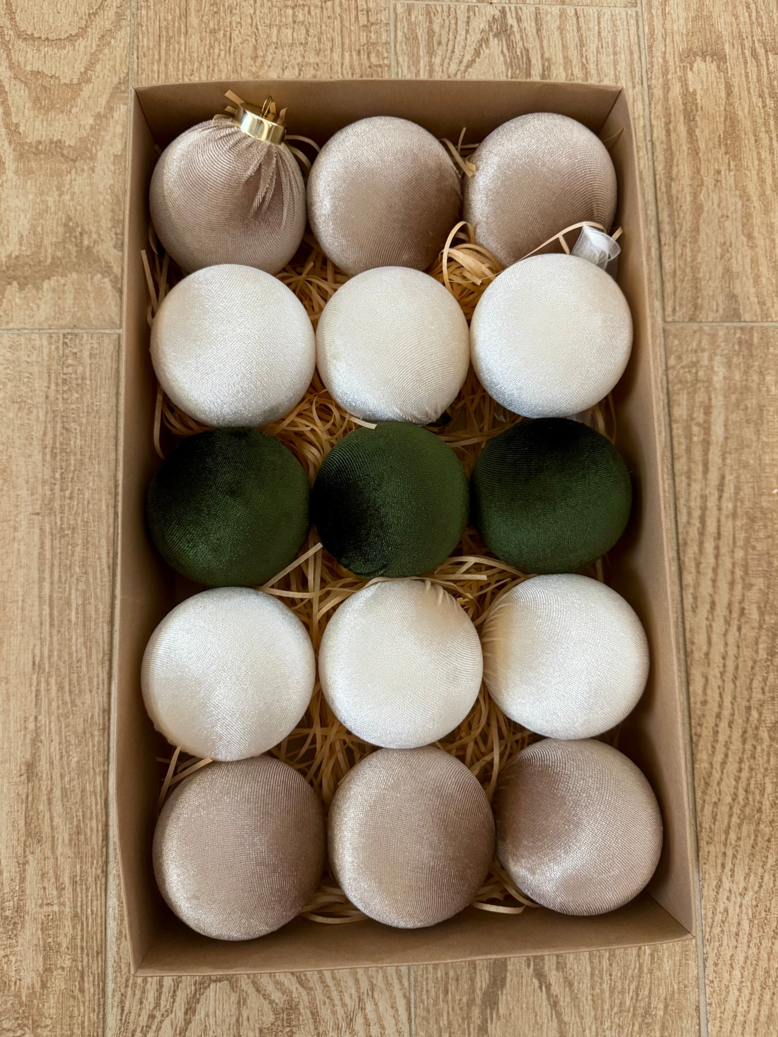 Christmas decor 

#LTKHome #LTKHoliday #LTKSeasonal