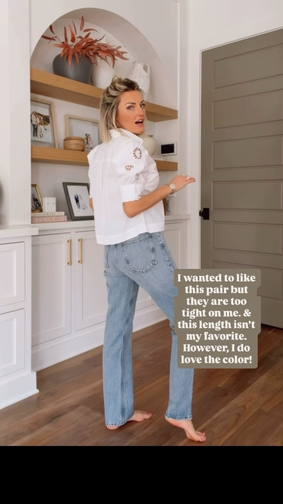 Feels so good to finally be back in jeans again! The color of this pair is such a classic option for everyday wear! Wearing 26.

Loverly Grey, Shopbop, Agolde, denim, jeans, spring fashion, spring outfit ideas 

#LTKootd
