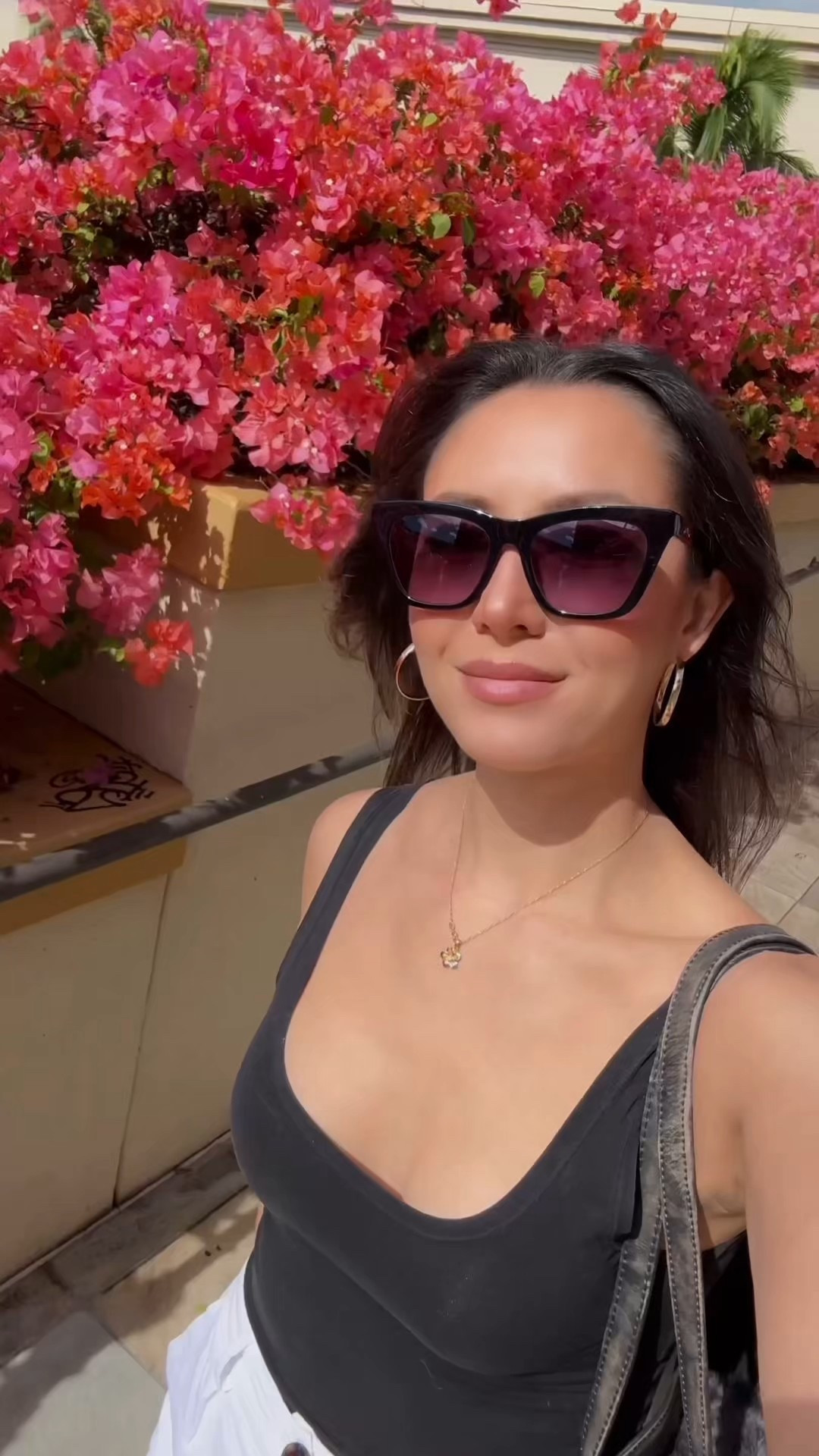 Casual Hawaii errands outfit! White linen shorts, black tank, slides + a cute doggy

#LTKdayinmylife