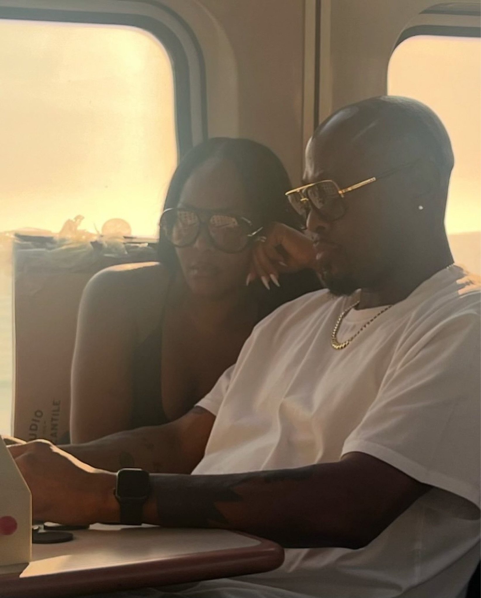 You ask, we answer! @chocol8boo says, “Can you tell me who her frames are by?” @lovekeishaepps posed pretty wearing $760 @newbottega aviator shades. Find a link to purchase in our bio. Would you splurge ?
* Hubby @omarepps is wearing @ditaeyewear 
📸 IG/Reproduction #keishaepps #keishaeppsfbd  
