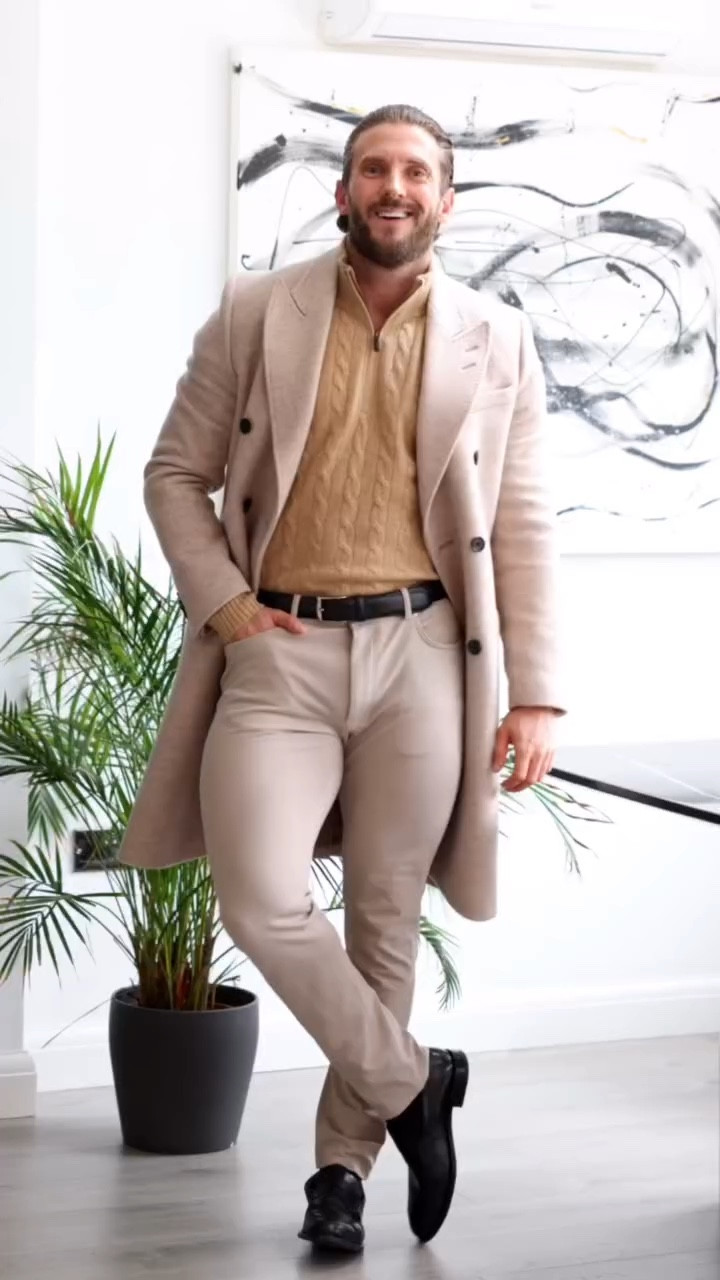 Dad style… or at least it’s my style and I’m a dad so the shoe fits 😅🤣 a lot of the time when I’m making these videos my son will sit and watch and he definitely tries to grab my camera 📸 

maybe some matching outfits for me and him one day ( I’ve Already got lots of ideas 🫣) 

I’ll link this outfit to my LTK for anyone who wants to shop the look 🫶

#mensfashion #dadlife #dadfashion #dadbod #mensfashionpost #menstyle #menstyleguide #menstylefashion