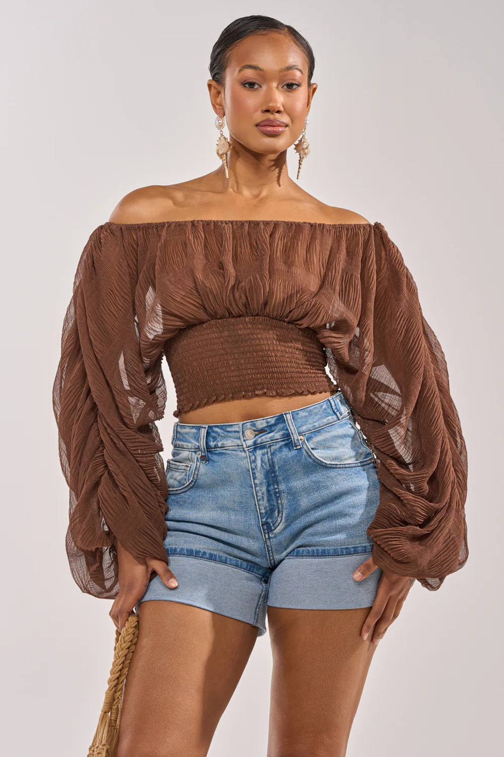 DIVINE RIGHT LONG SLEEVE BLOUSE IN BROWN | AKIRA