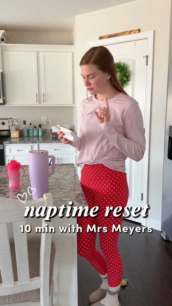 Speedy naptime reset with @mrsmeyerscleanday 🧼🫧#mrsmeyerspartner #naptimereset #cleanwithme
#toddlermomlife #momvlogs