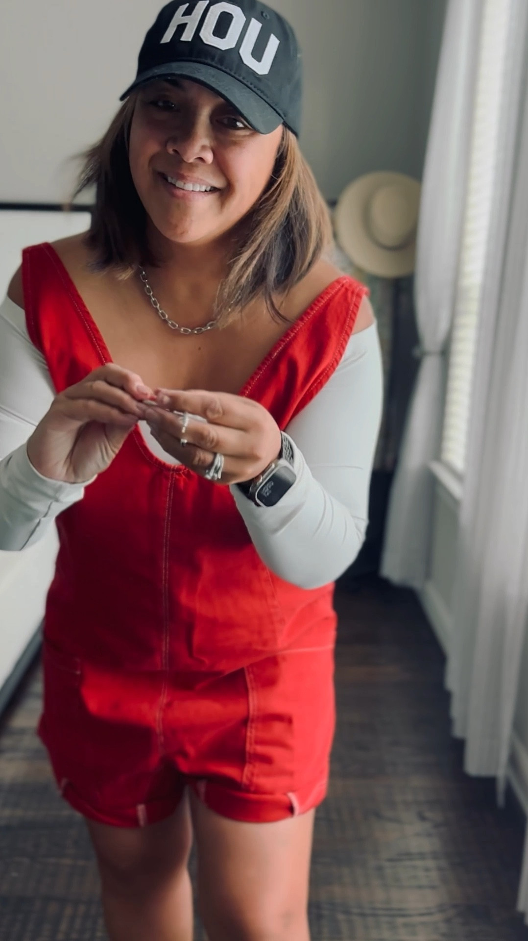 XL - Shortall
XL- Bodysuit
9 - Sneaks