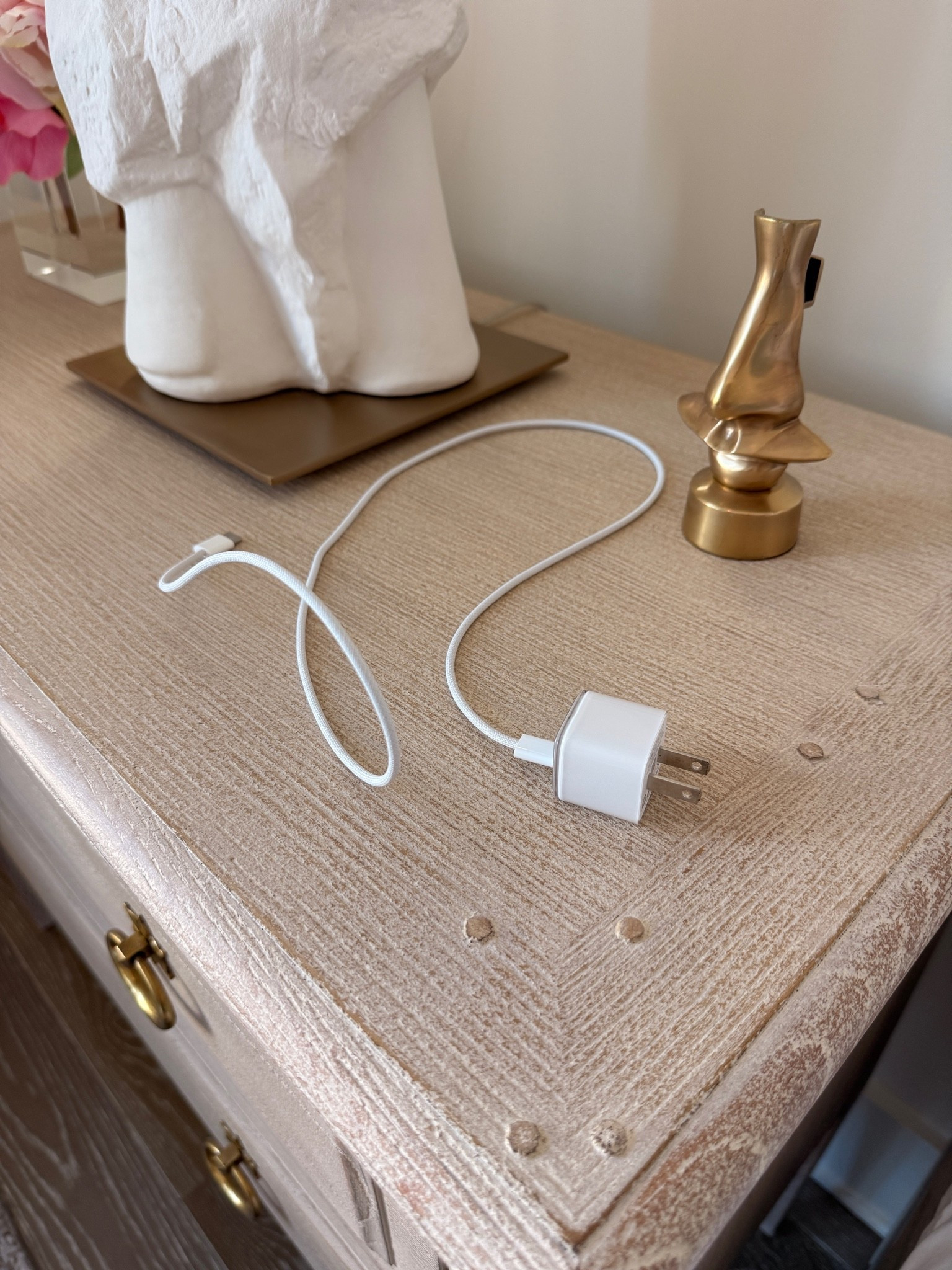 Fastest charger ever 🙌🏼 Great stocking stuff idea too!