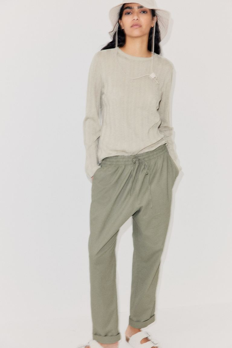Linen-blend joggers - Regular waist - Long - Khaki green - Ladies | H&M GB | H&M (UK, MY, IN, SG, PH, TW, HK)
