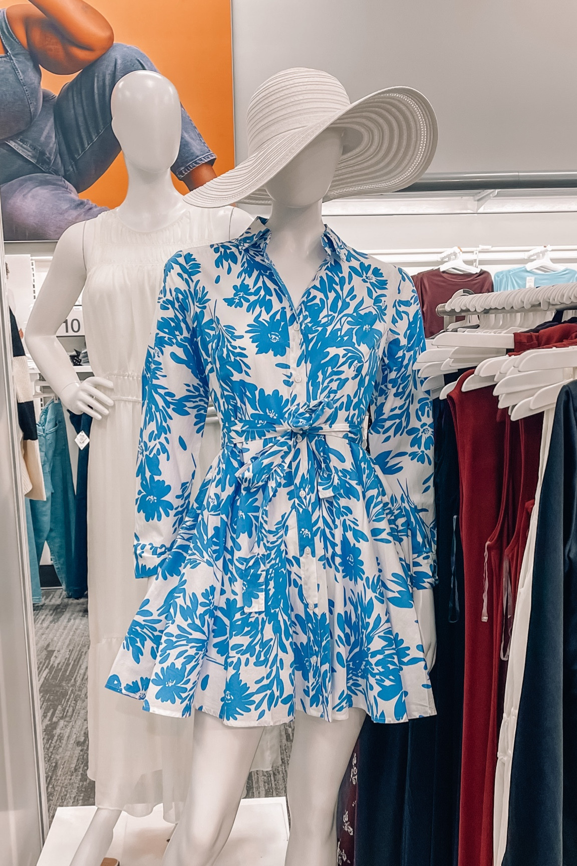 I can’t believe this dress is from Target! It’s so beautiful for spring! This print comes in another style as well as black and white. 


#LTKFindsUnder100 #LTKFindsUnder50 #LTKStyleTip