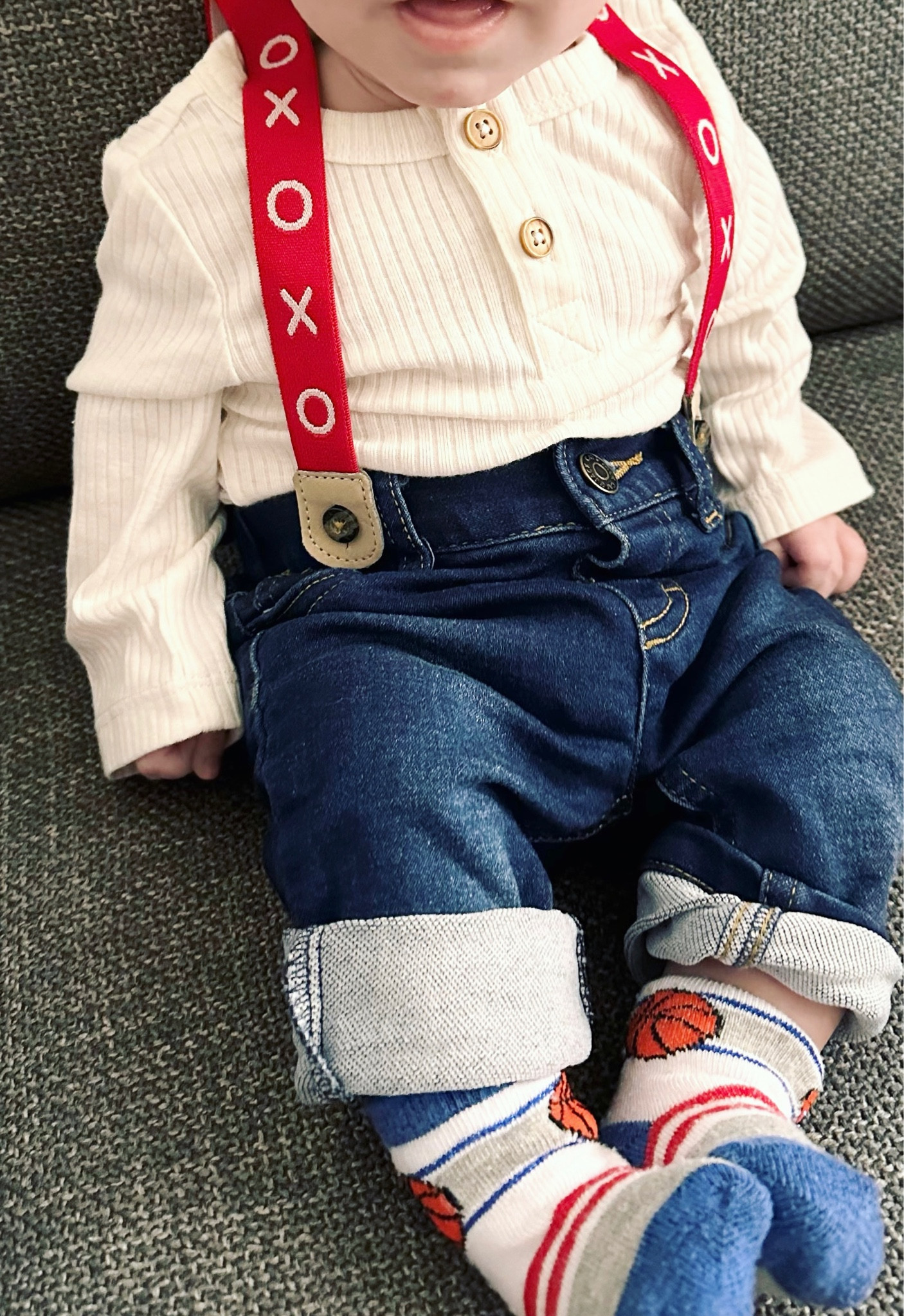 The cutest baby valentine boy outfit from Target!!

Valentine baby xoxo suspenders blue jeans baby clothes love

#LTKMostLoved #LTKbaby #LTKfindsunder50