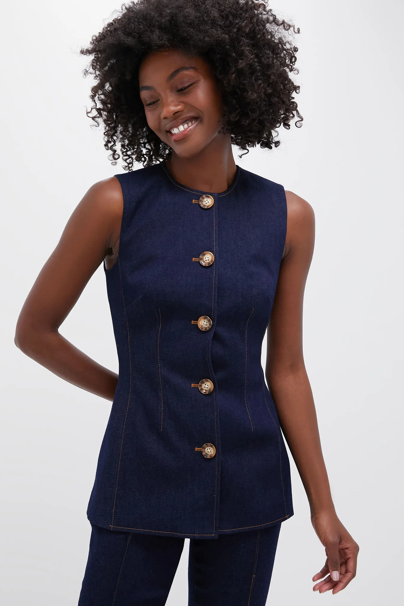 Dark Oxford Jessup Vest | Tuckernuck (US)