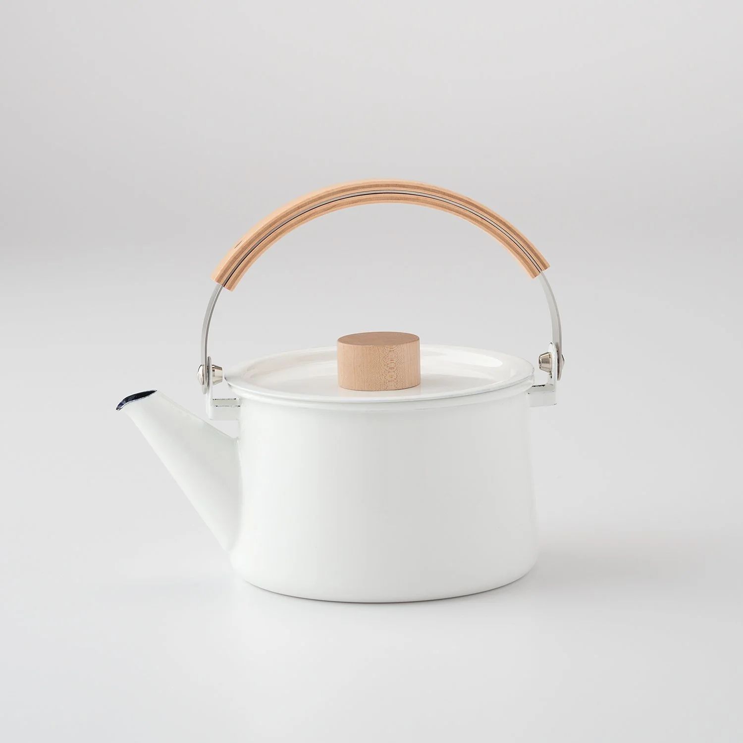 Enamel + Wood Kettle | Schoolhouse