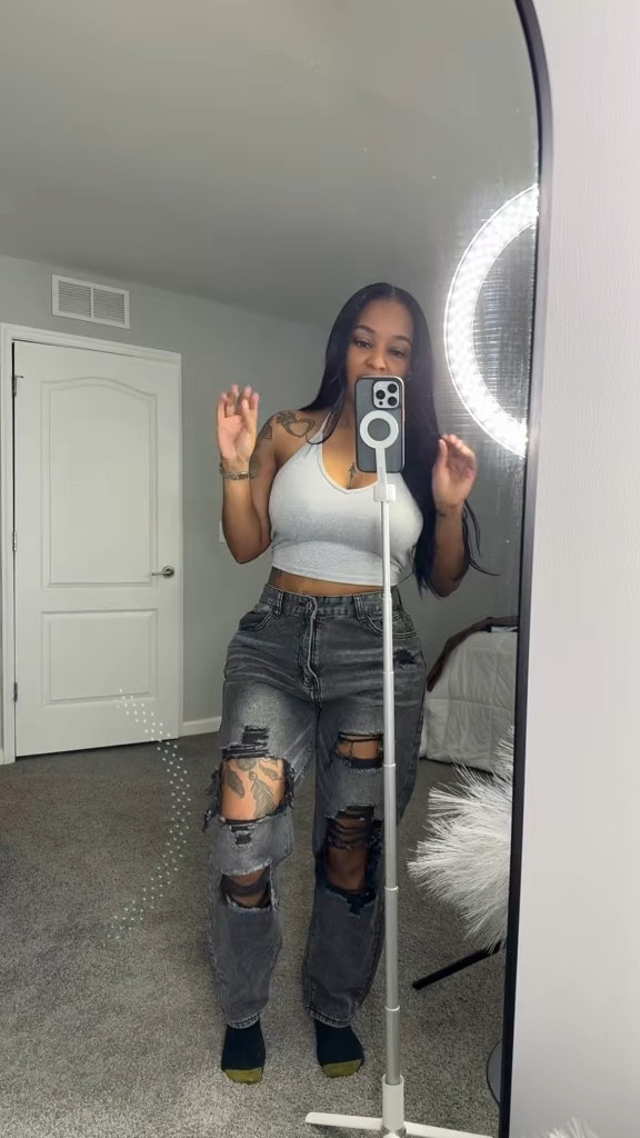 The best jean hack! ♥️

#LTKStyleTip #LTKWatchNow #LTKBeauty