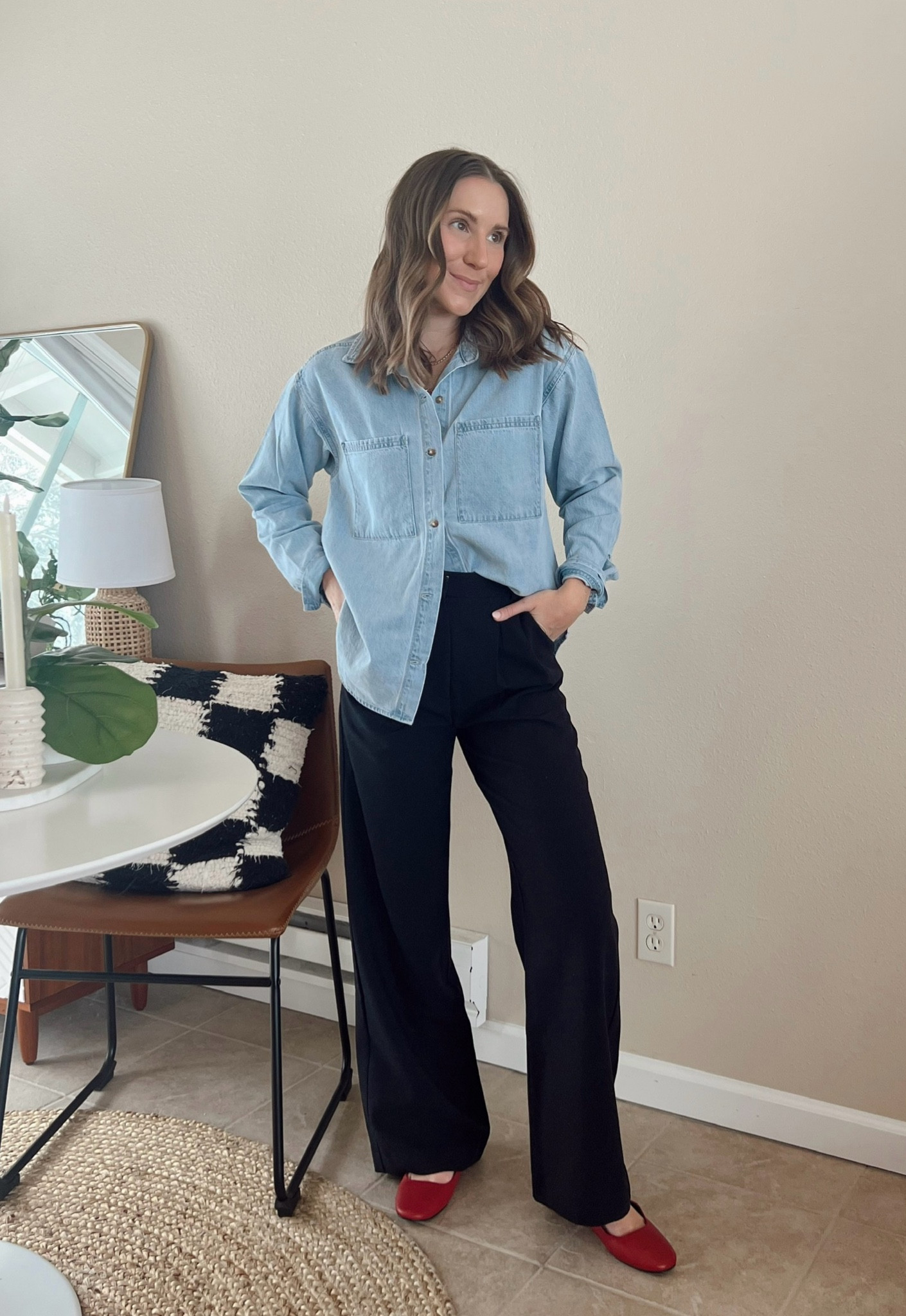 Abercrombie finds on sale✨ wearing xs denim button down and size 26 pants (sized up one…they run a little small!) 

Abercrombie style | Abercrombie | winter basics | denim top | trousers



#LTKsalealert #LTKstyletip