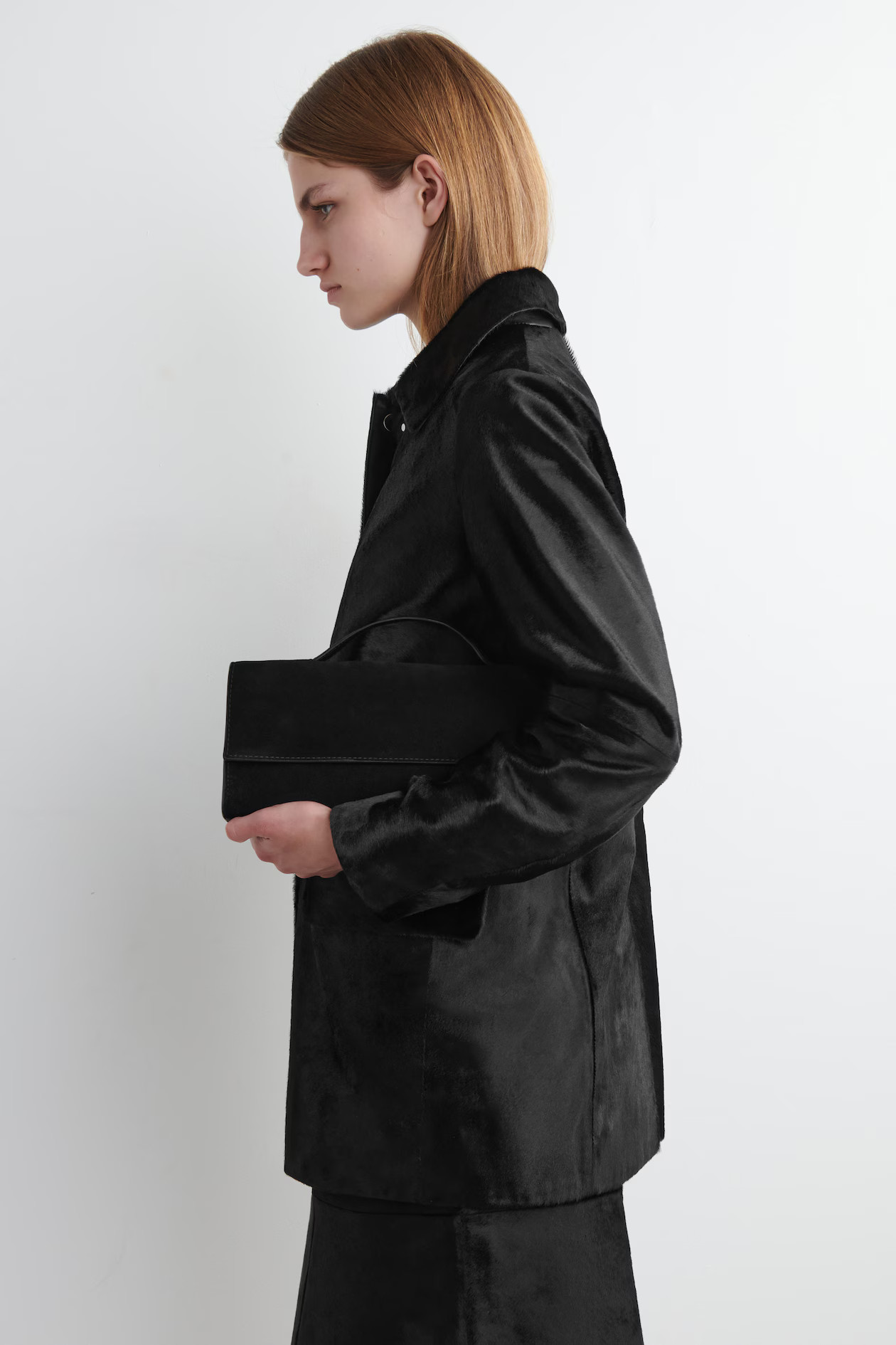 GALLERY CLUTCH BAG - SUEDE - BLACK | COS US | COS (EU)