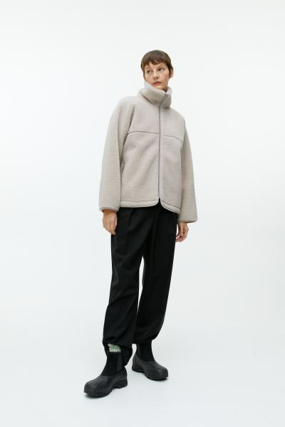 Teddyjacke mit Stehkragen | H&M (DE, AT, CH, NL, FI)