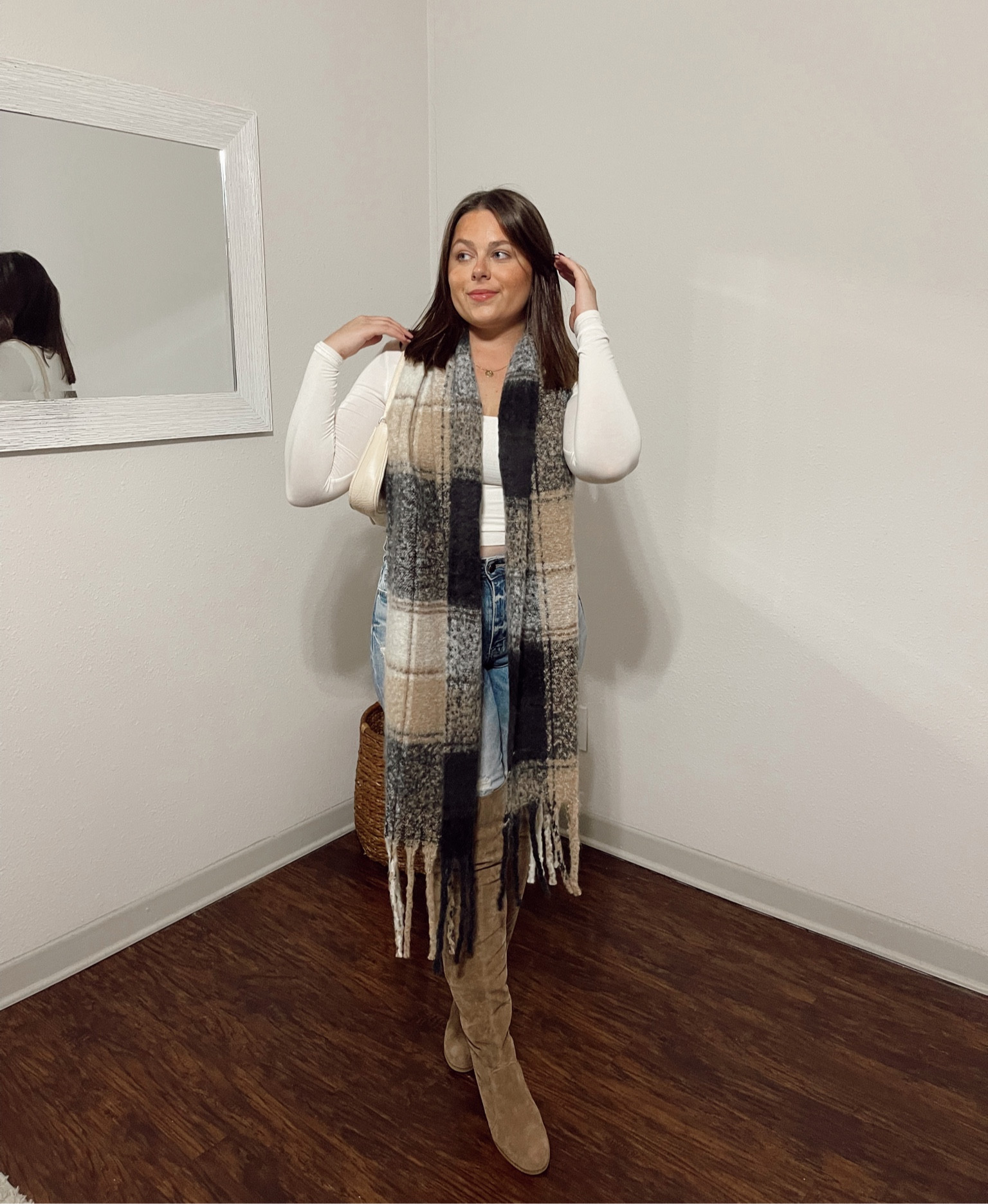 🫶🏼🫶🏼🫶🏼 
Top - m 
Jeans - 9 
Shoes - true to size 

#LTKfindsunder50 #LTKmidsize #LTKstyletip