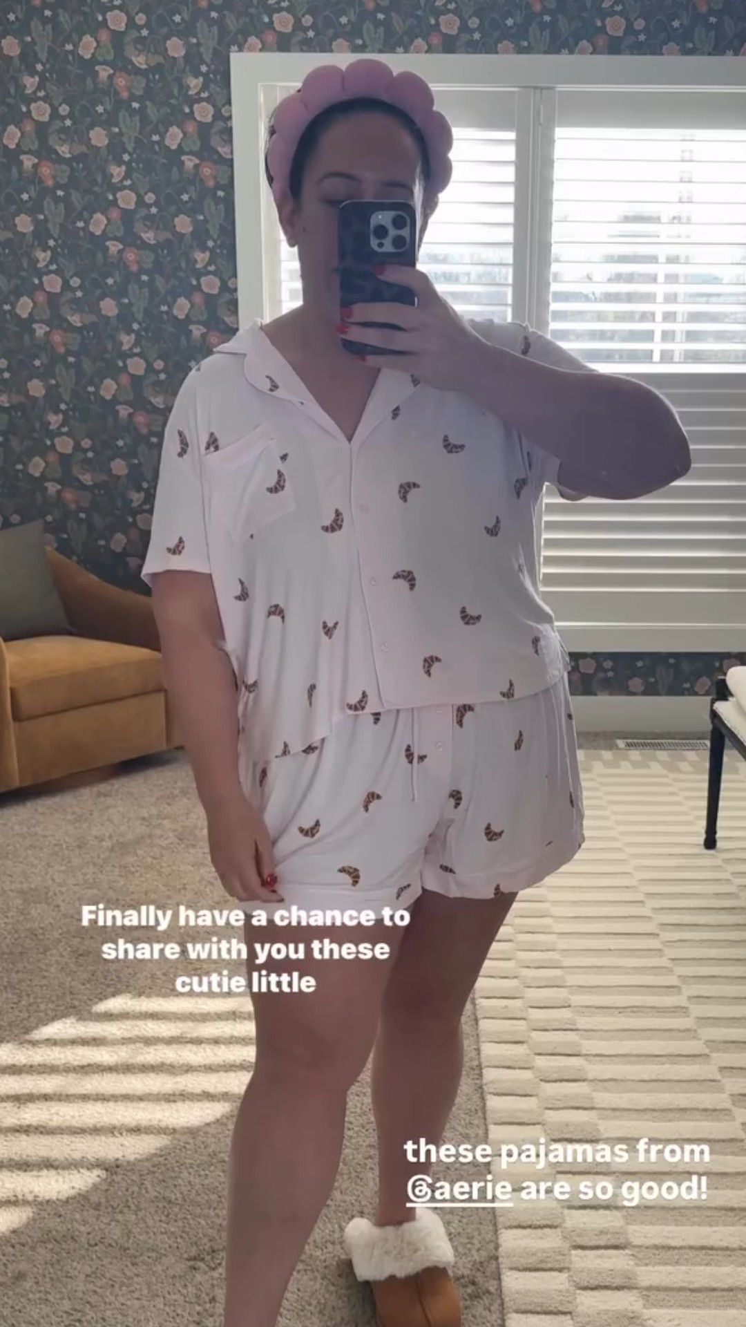 LOVING these croissant patterned pjs from Aerie! They are so soft and perfect for gifting - I ordered an XL!

#LTKHoliday #LTKGiftGuide #LTKFindsUnder50