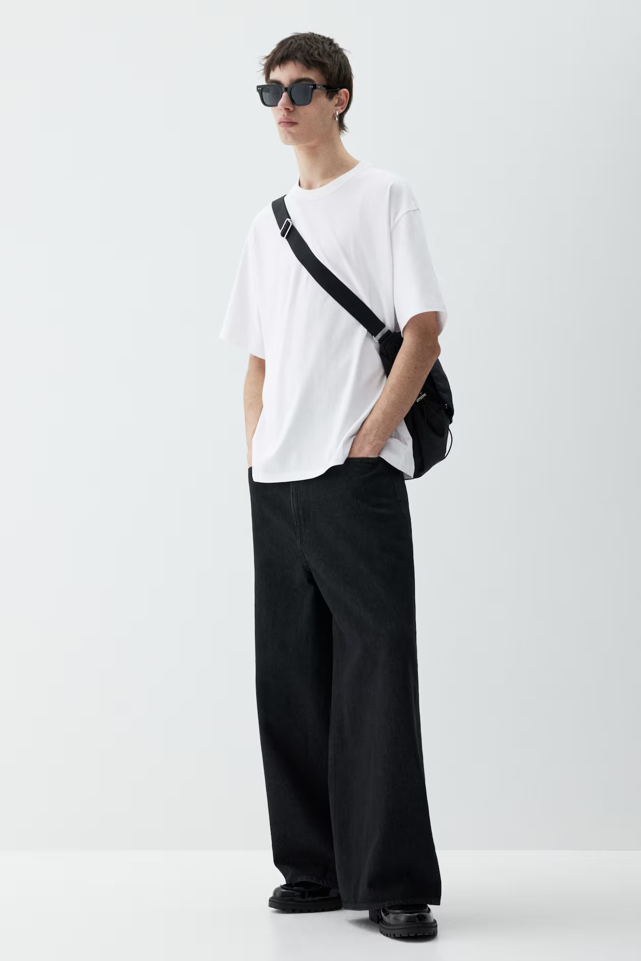 COOLMAX® Loose Fit T-shirt | H&M (US + CA)