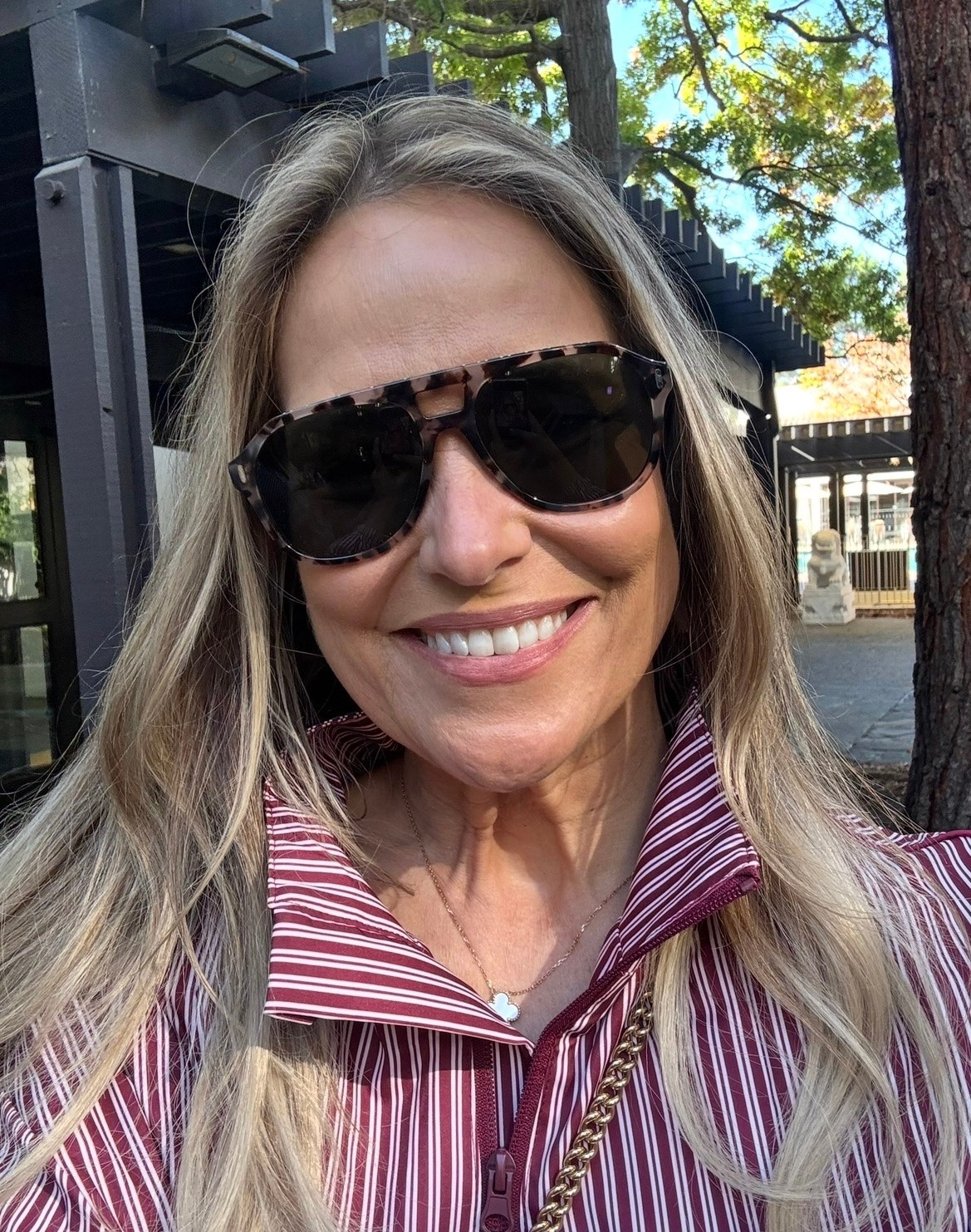 Sometimes all you need is a good pair of sunnies! These are great and I found a good look for less on Amazon for you!