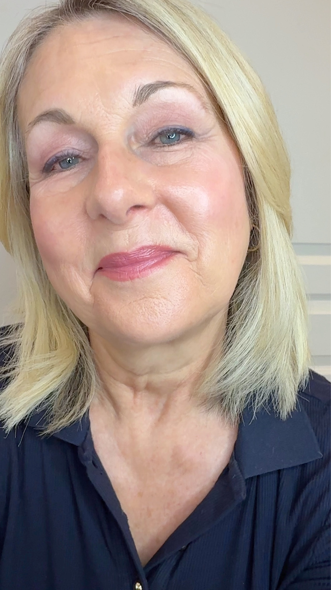 I was given this lip liner from a company called Basma to try and review and I love it.  It has an eight hour wear which makes it fabulous. Now I’m wearing colour 01  and I give this a 10/10 I really like this product a lot.
#basma

#LTKbeauty