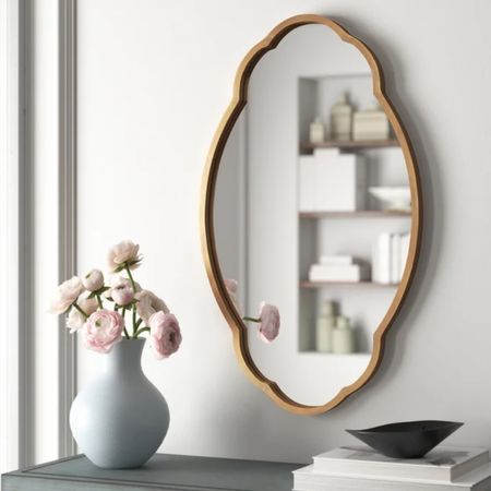 Glamorous accent mirror

#mirror #accentmirror #glam #decor #livingroomdecor #home #homedecor #centurymodern 

#LTKhome