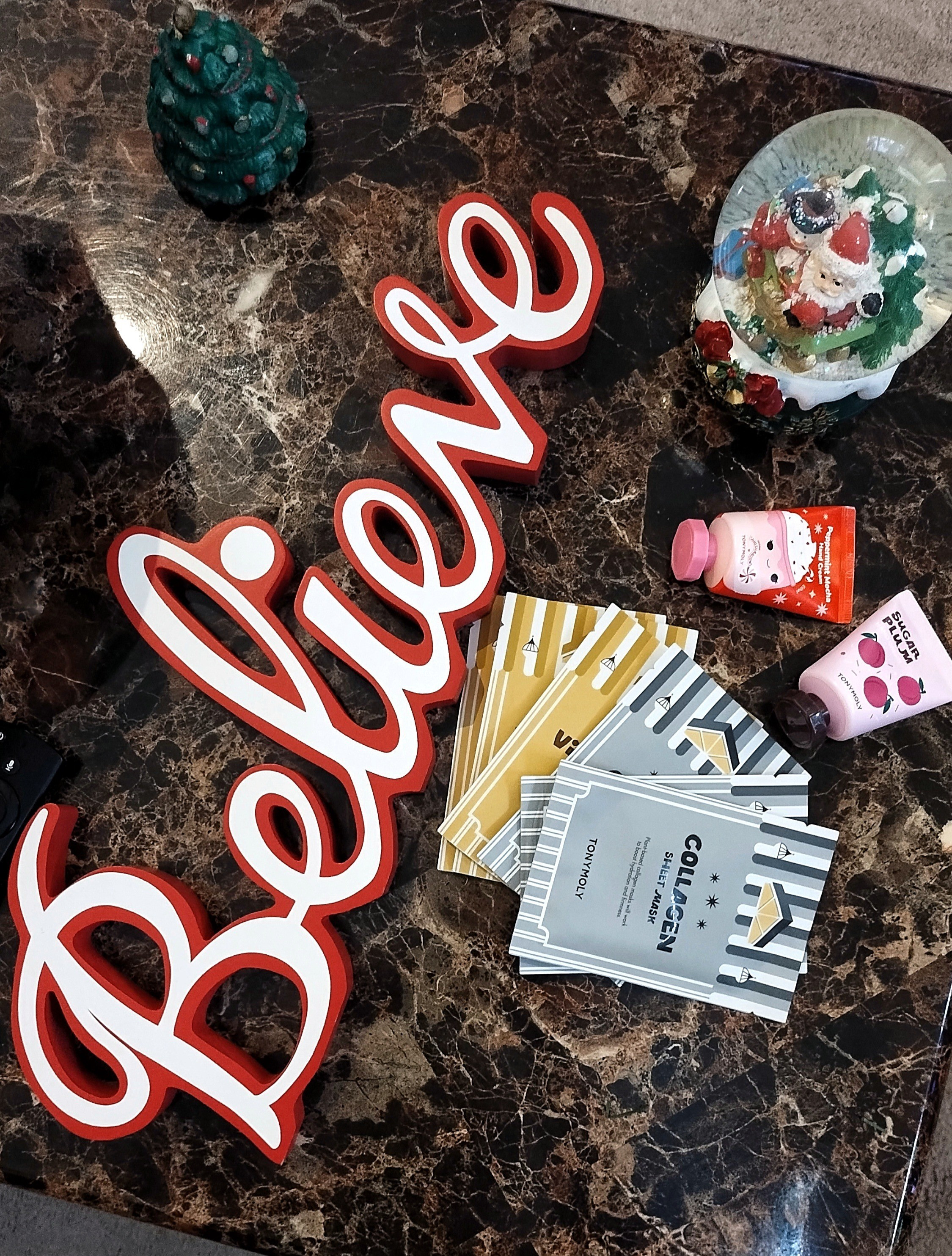 ☃️STOCKING STUFFER IDEA☃️ K-Beauty sheets masks and hand creams are the perfect goodies to give, plus they're under $15! 

#LTKHoliday #LTKBeauty #LTKselfcare