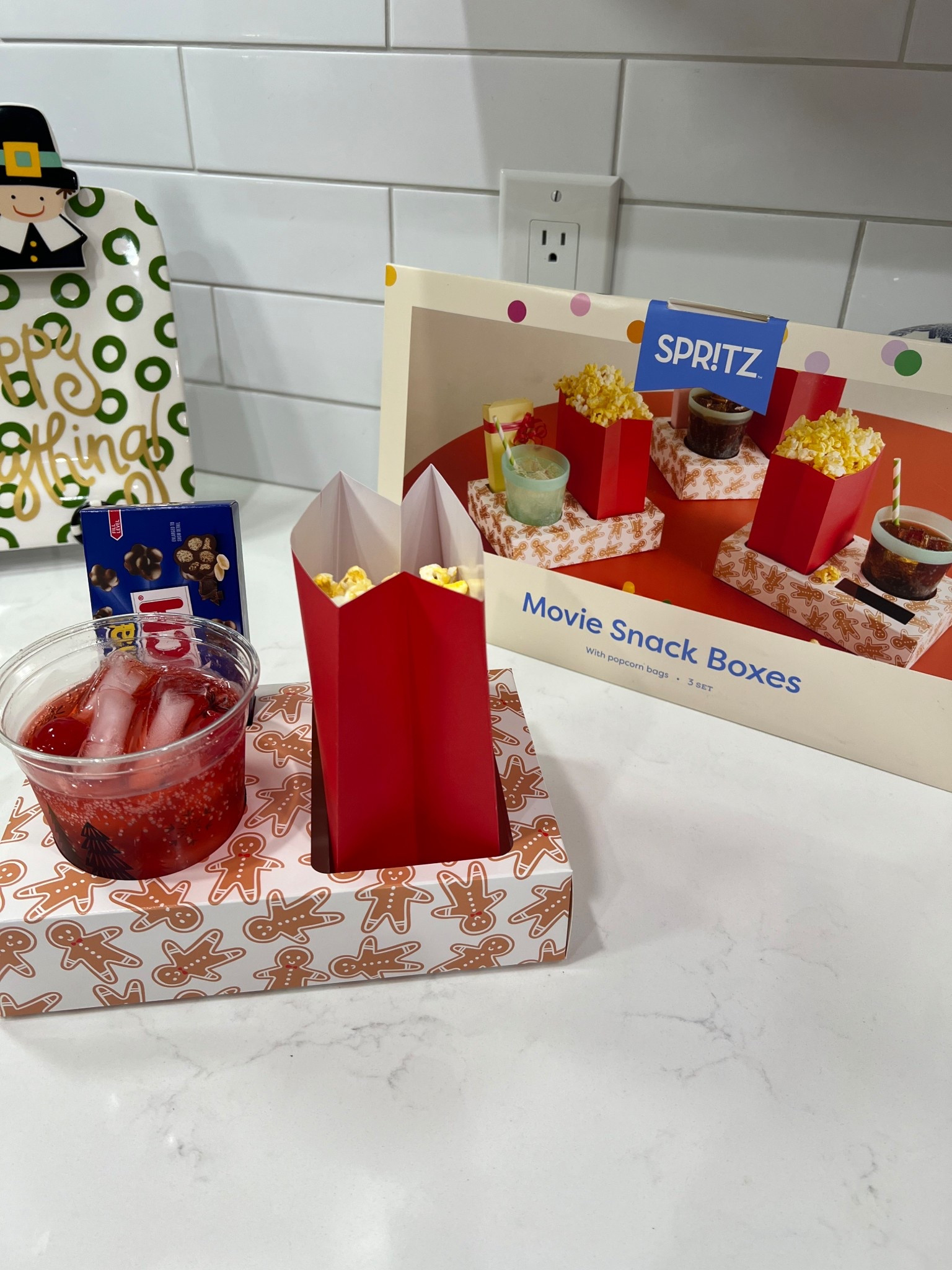 these snack boxes are perfect for a holiday movie night 🎅🏼❤️

#LTKHoliday #LTKGiftGuide