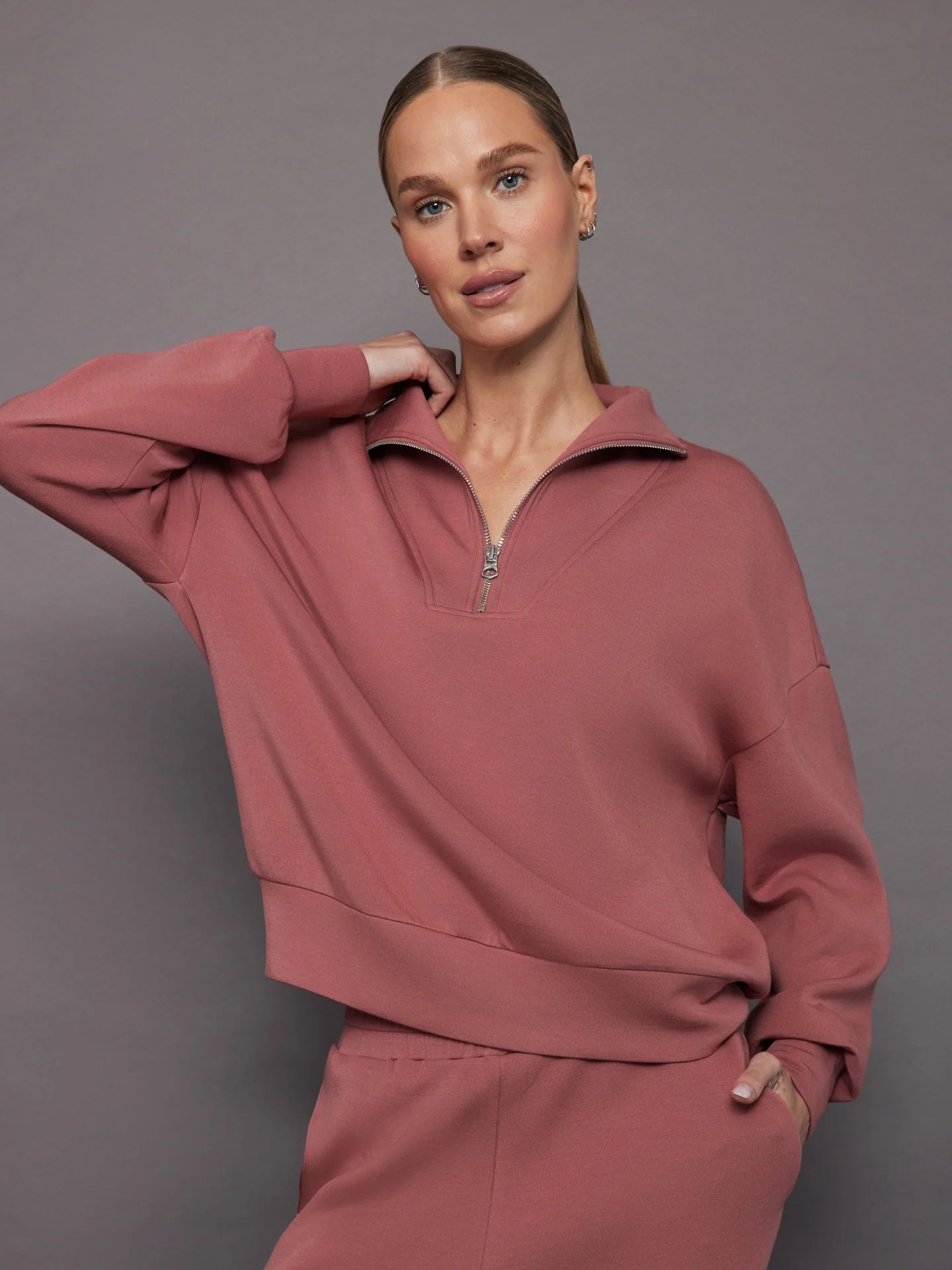 Hawley Half Zip Sweat - Withered Rose | Carbon38
