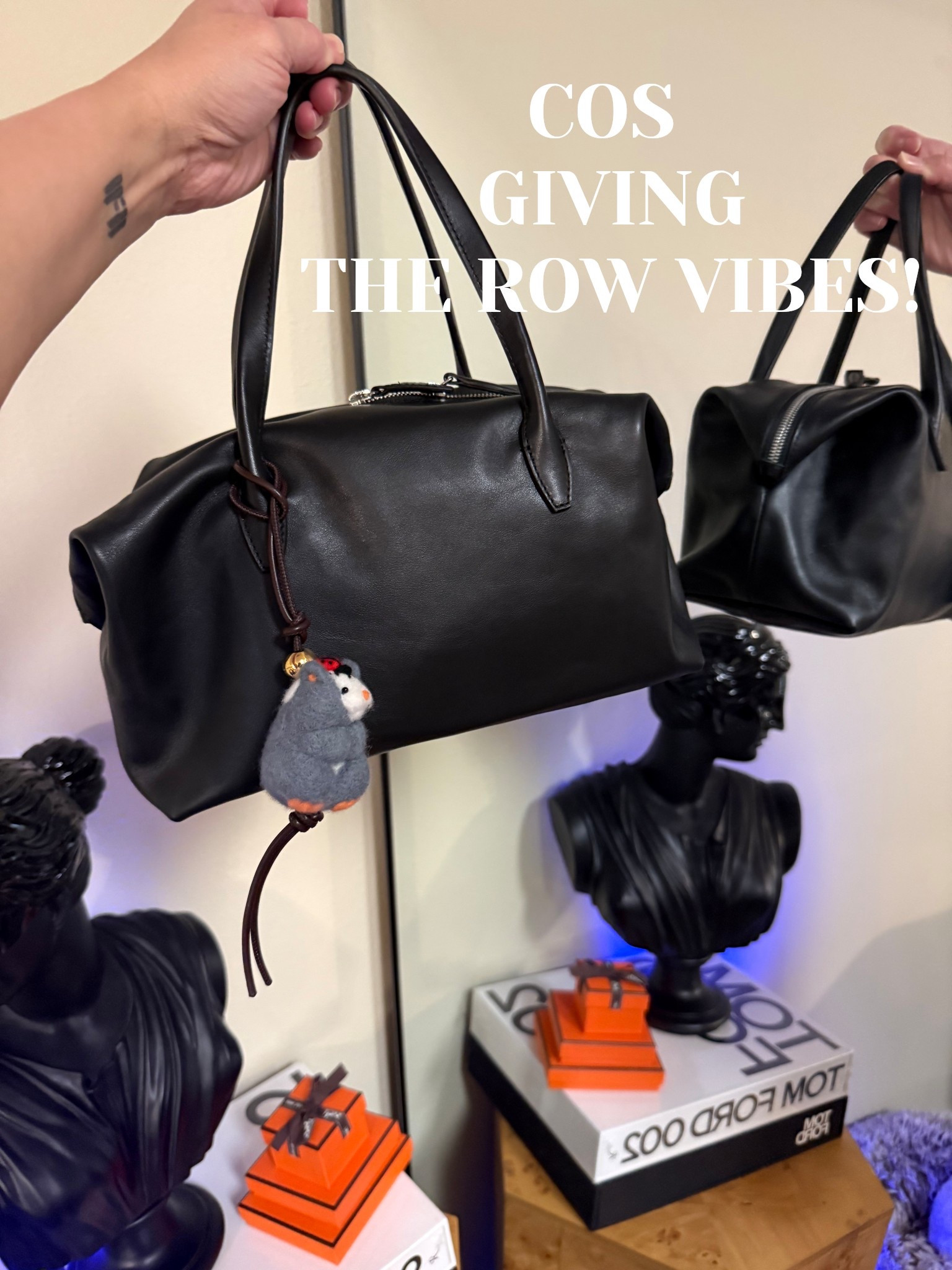 COS giving THE ROW VIBES! GENUINE LEATHER! So good!!
#cos #therow #therowhandbag #leatherhandbag #bagcharm #margo #margot #loewe #flamencobag #coach #empire #minimargo #minimargot 

#LTKgrwm #LTKvlog #LTKootd