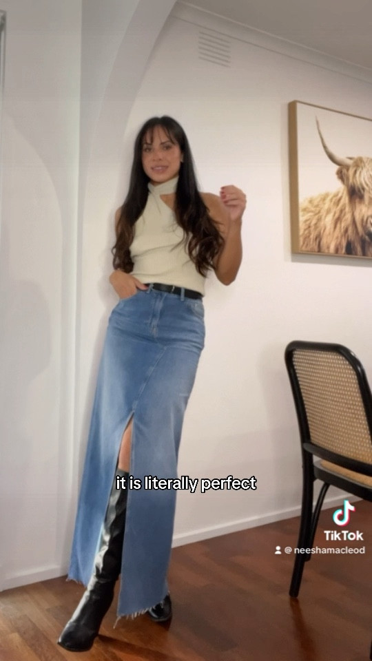 The perfect denim maxi skirt does exist 

#LTKstyletip #LTKfit #LTKunder100