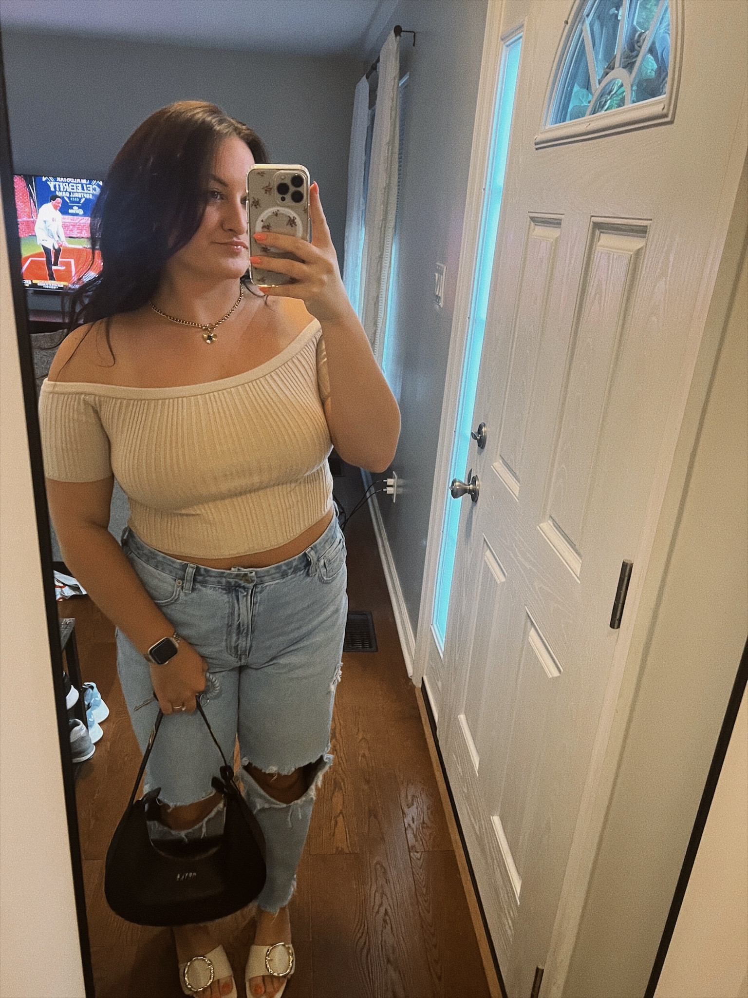 Top | L
Jeans | 12
Shoes | sized up 1 full size

#LTKMidsize #LTKStyleTip #LTKFindsUnder100