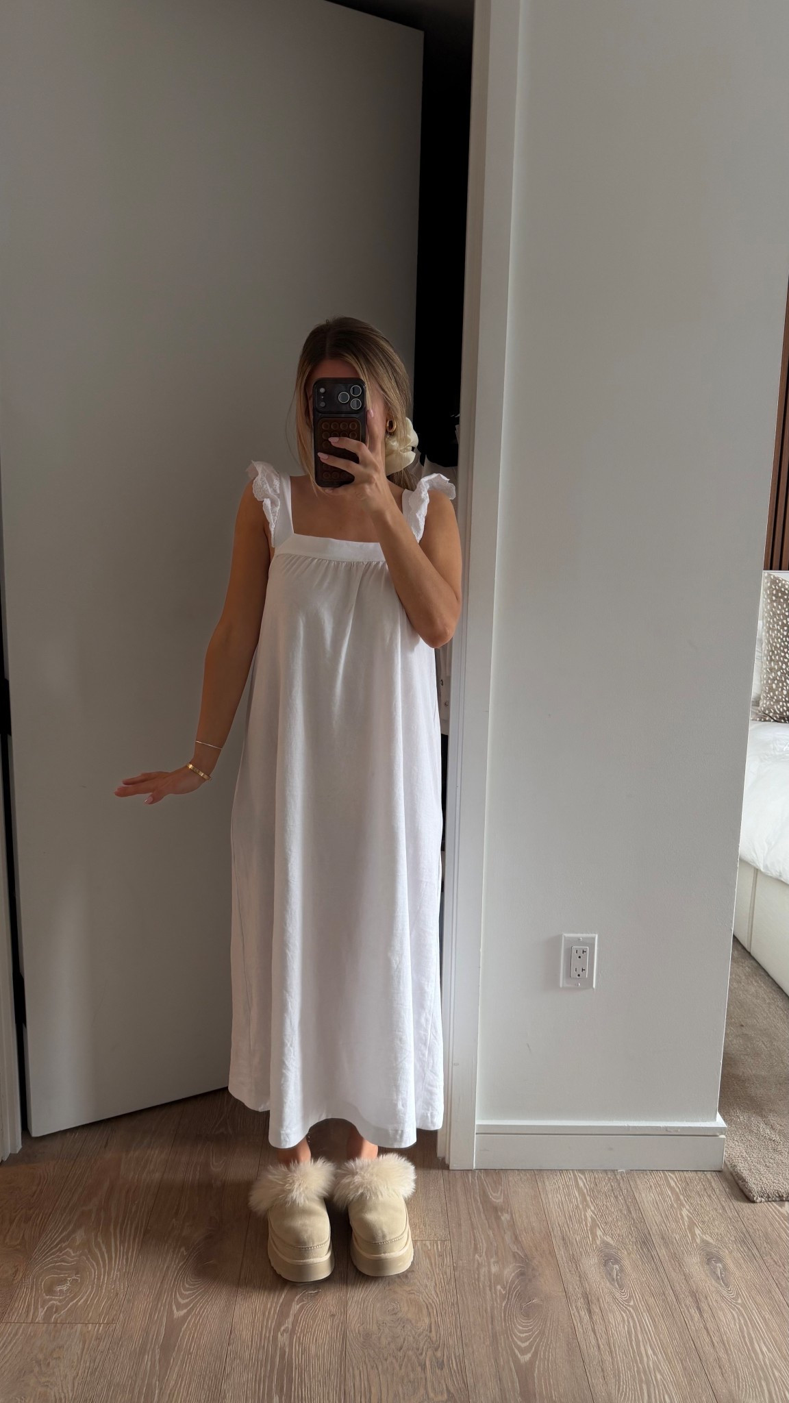 officially a night gown girl!!!