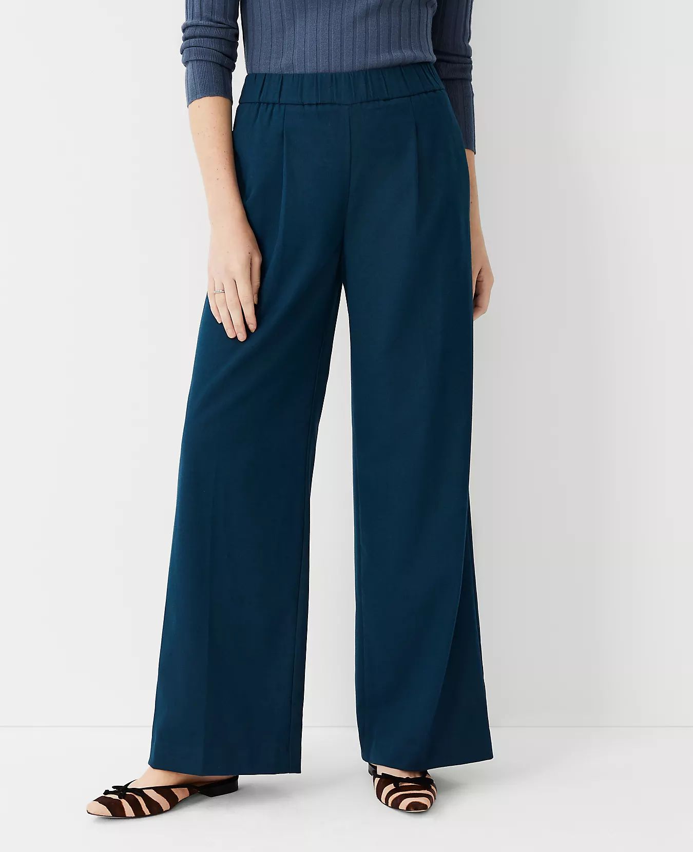 The Pull On Wide Leg Pant | Ann Taylor (US)