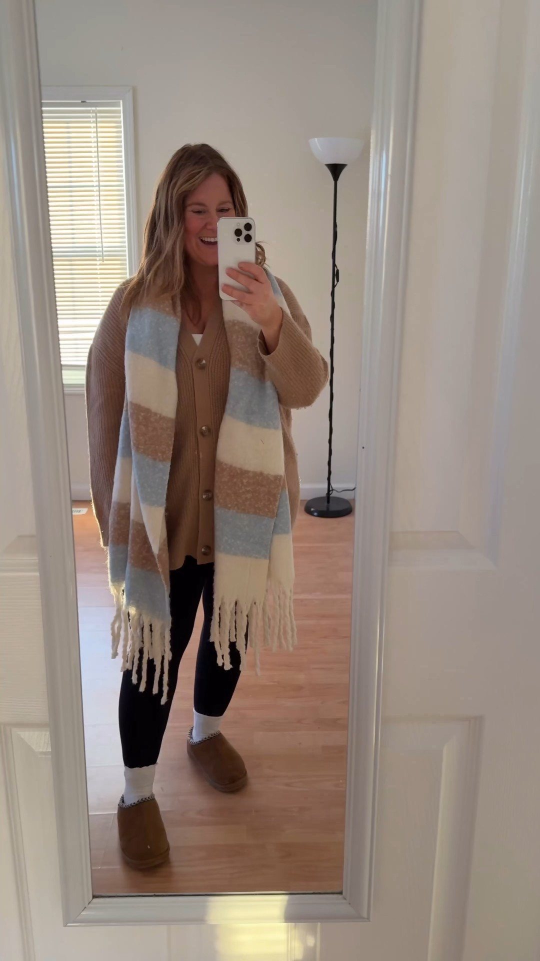 Wearing a large in my Quince cashmere cardigan and an XL in my leggings (25 inseam). My scarf is currently sold out so also linking similar 

#LTKSeasonal #LTKMidsize #LTKFindsUnder50