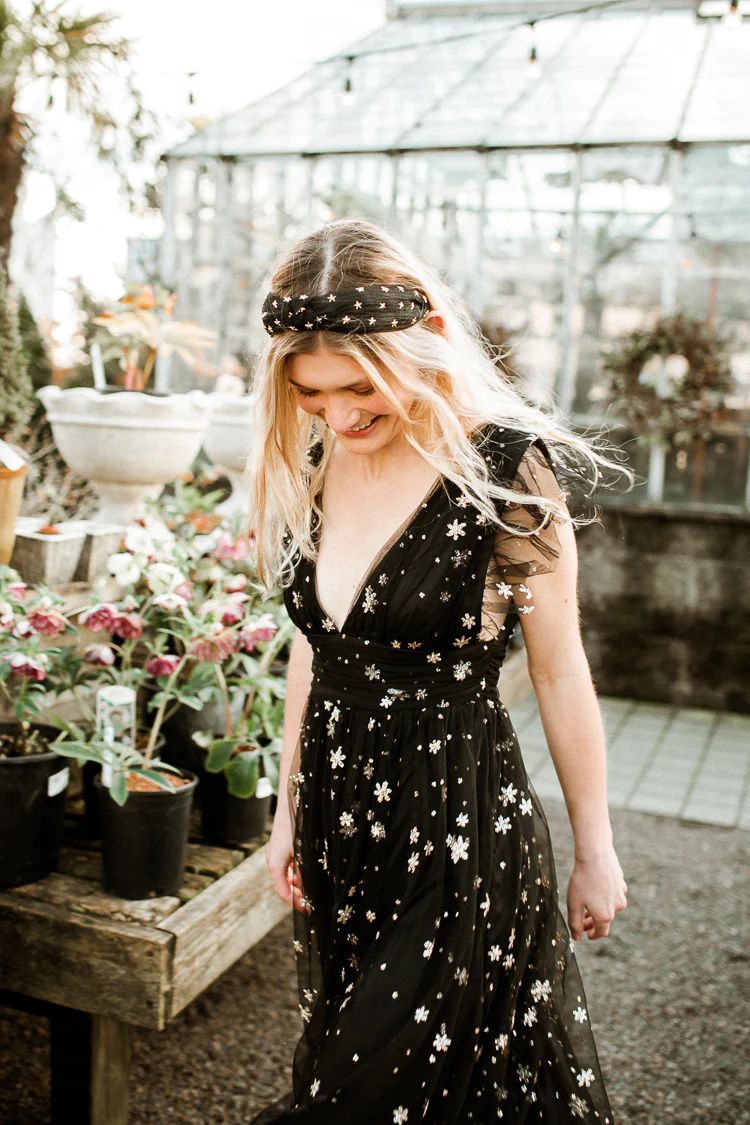 Starry Eyed Sequin Star Mesh Maxi - Black | Confête