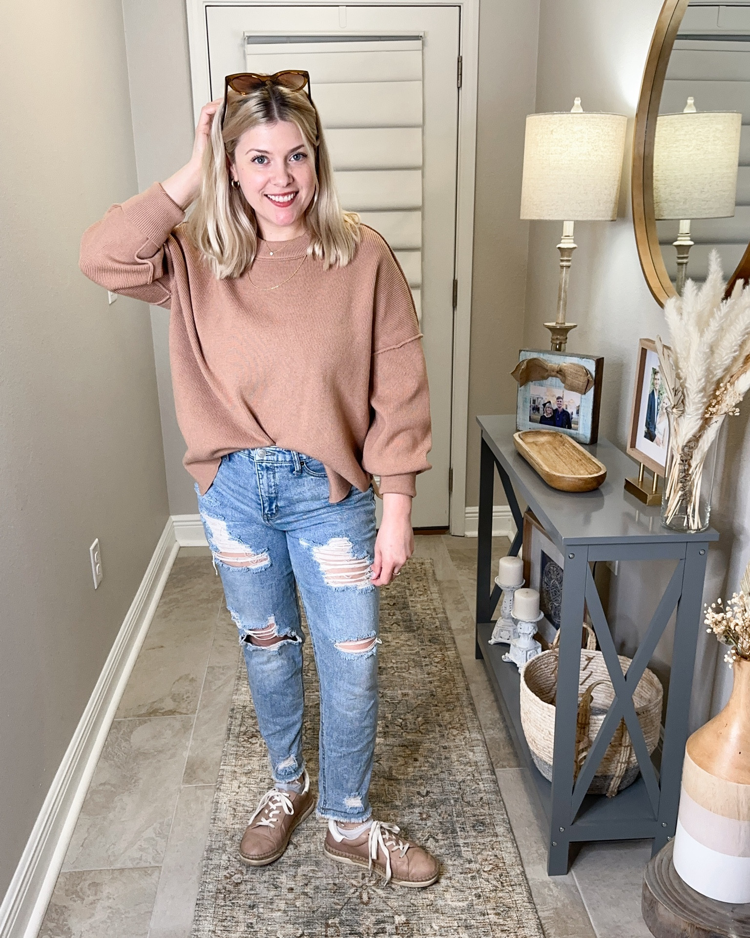 Batwing sweaters are saving my life this January. I ordered this one in multiple colors and am loving how it fits loose. Great for working at home! 🙂

#LTKhome #LTKSeasonal #LTKstyletip