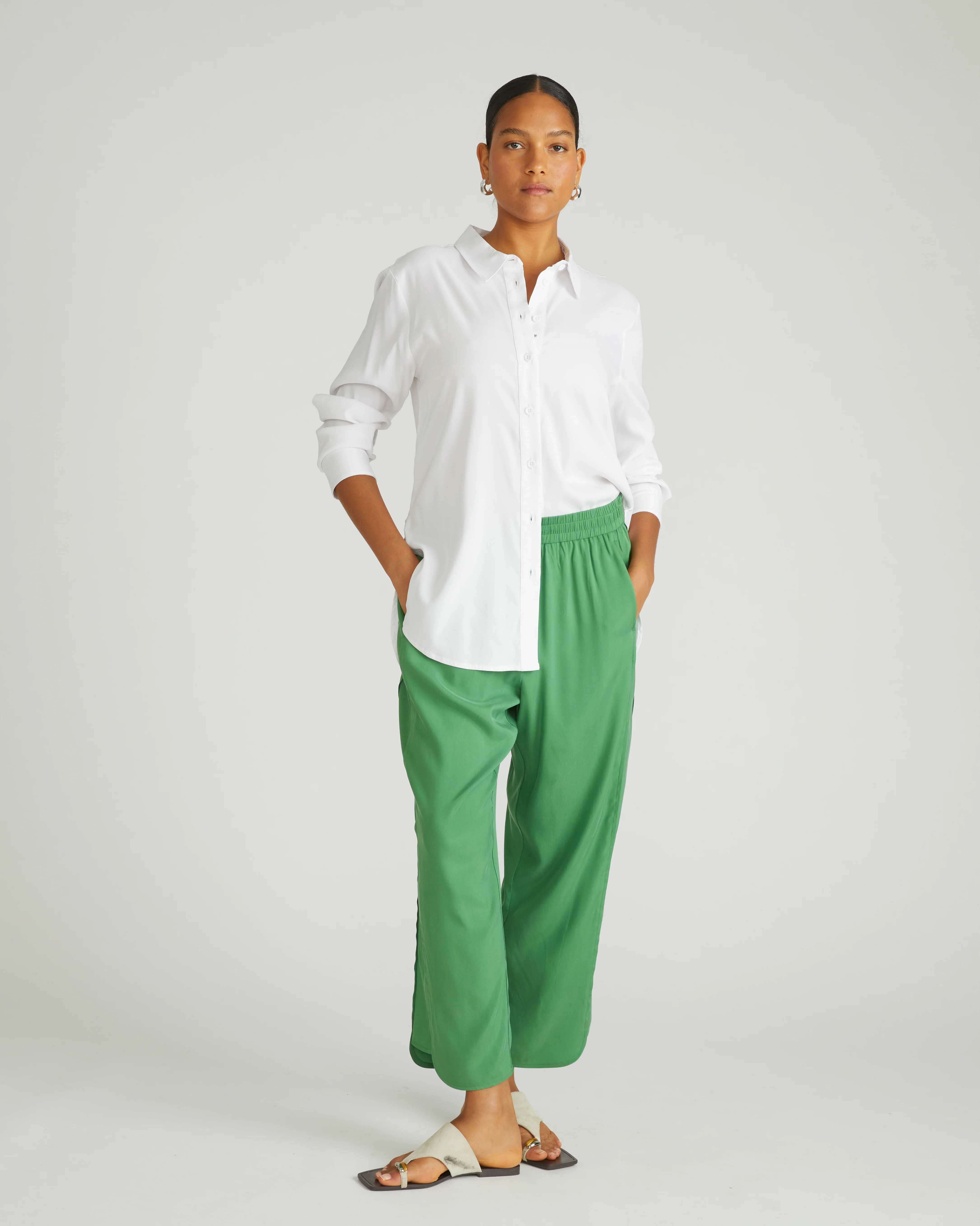 Cooling Stretch Cupro Pants - Clover | Universal Standard