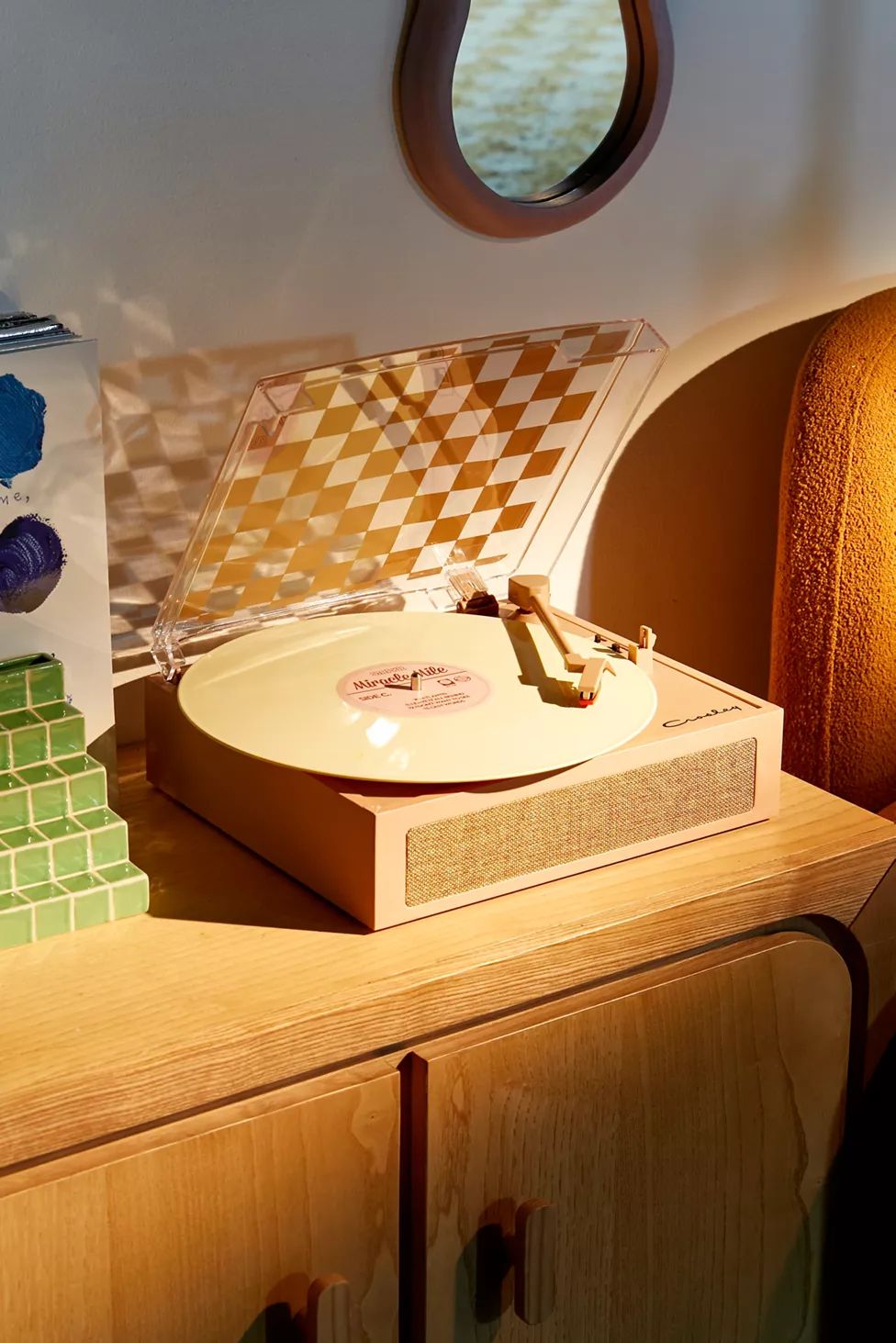 Crosley UO Exclusive Checkered Ryder Turntable | Urban Outfitters (US and RoW)