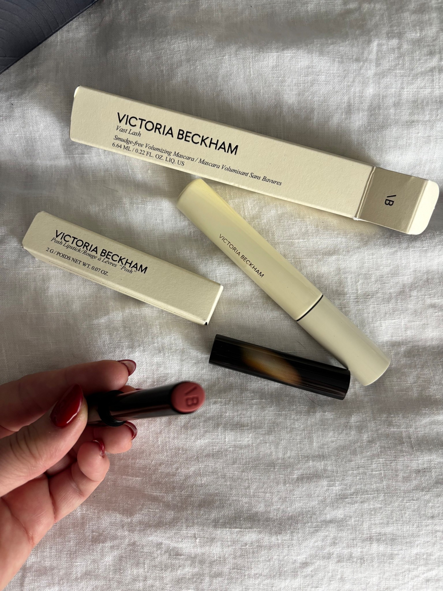 The queen of fashion and a queen of makeup. @victoriabeckham produces one of the best mascaras and when I saw that @bluemercury was a stockist Iran in. 
Also trying  new products with the posh lip in shade pour. 
#vadtlashmas #poshlip

#LTKBeauty #LTKFindsUnder100 #LTKFindsUnder50