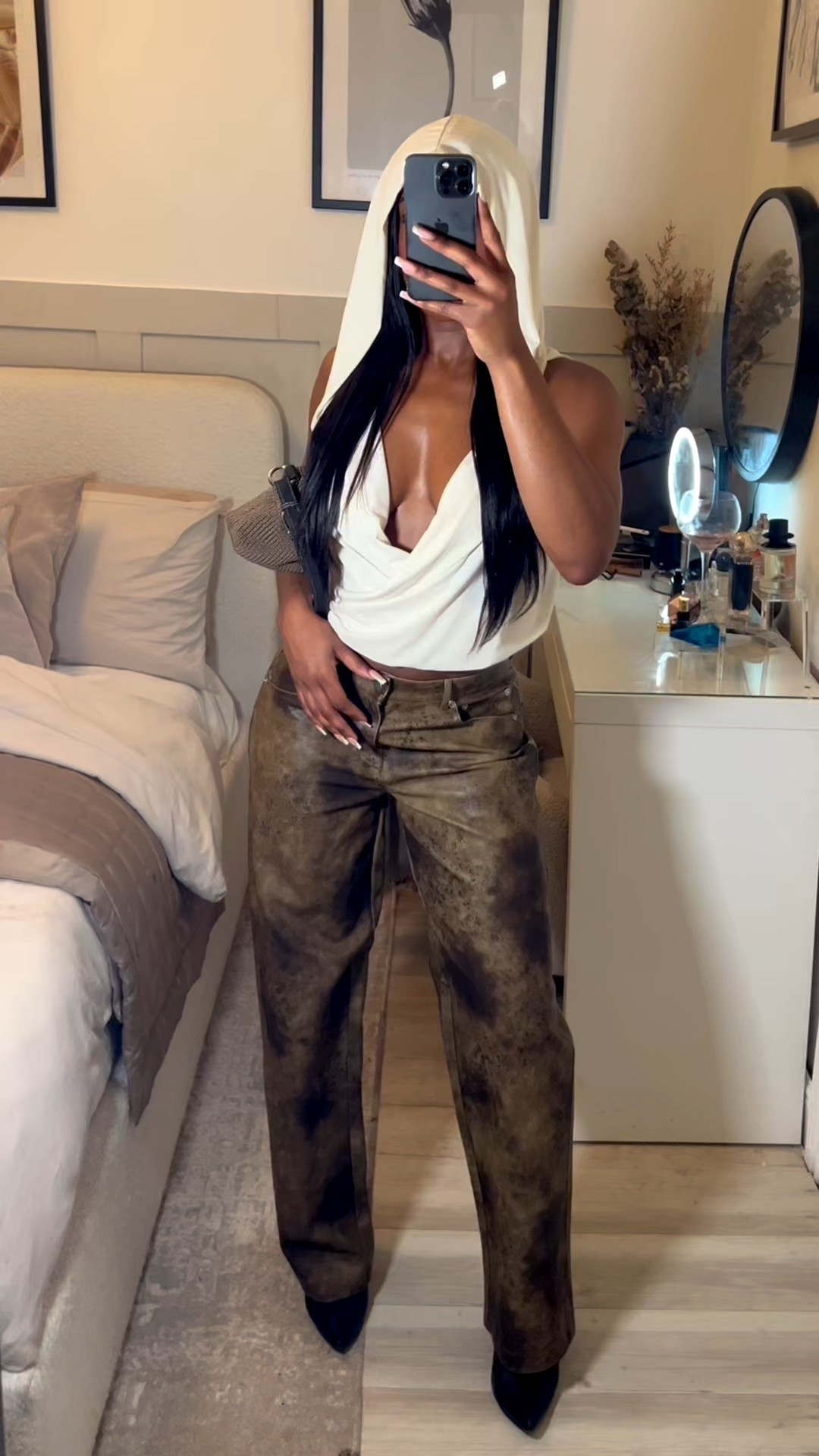 Wearing a size UK 8 in jeans 🖤

#LTKstyletip #LTKsale #LTKuk