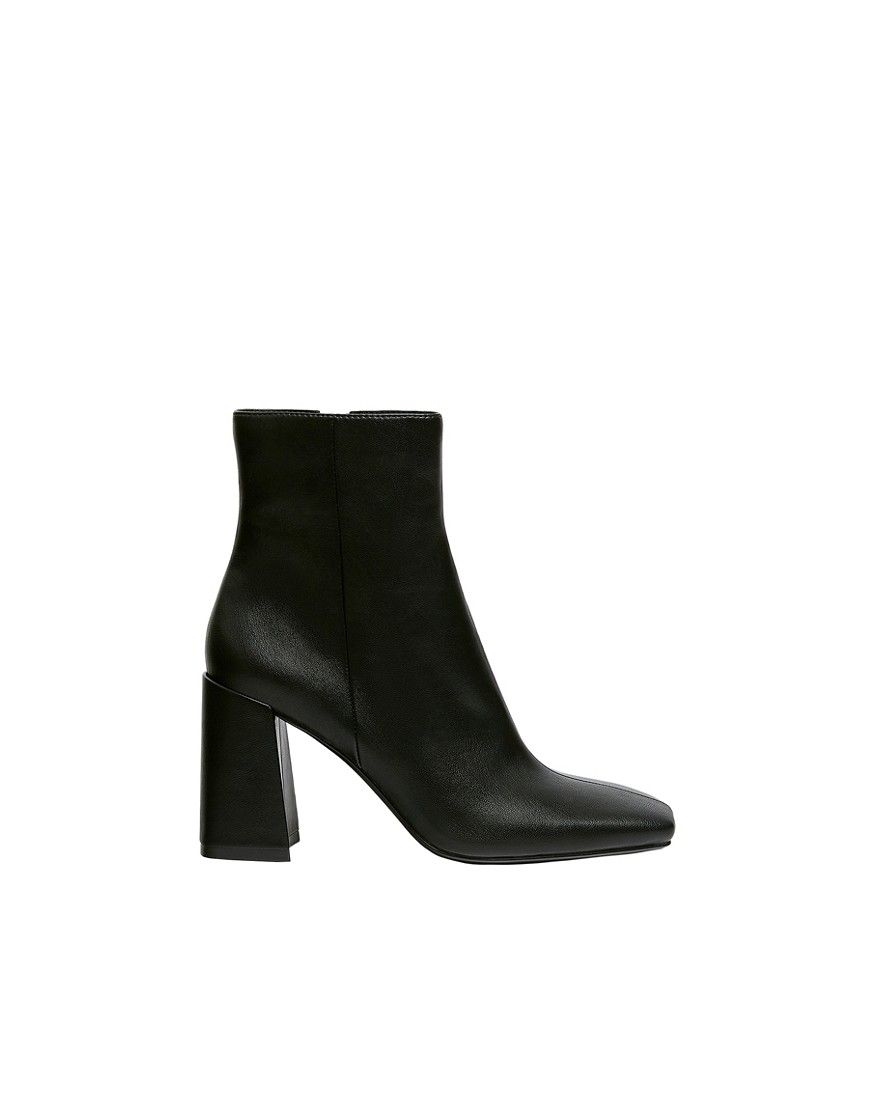 Pull&Bear heeled ankle boot in black | ASOS (Global)