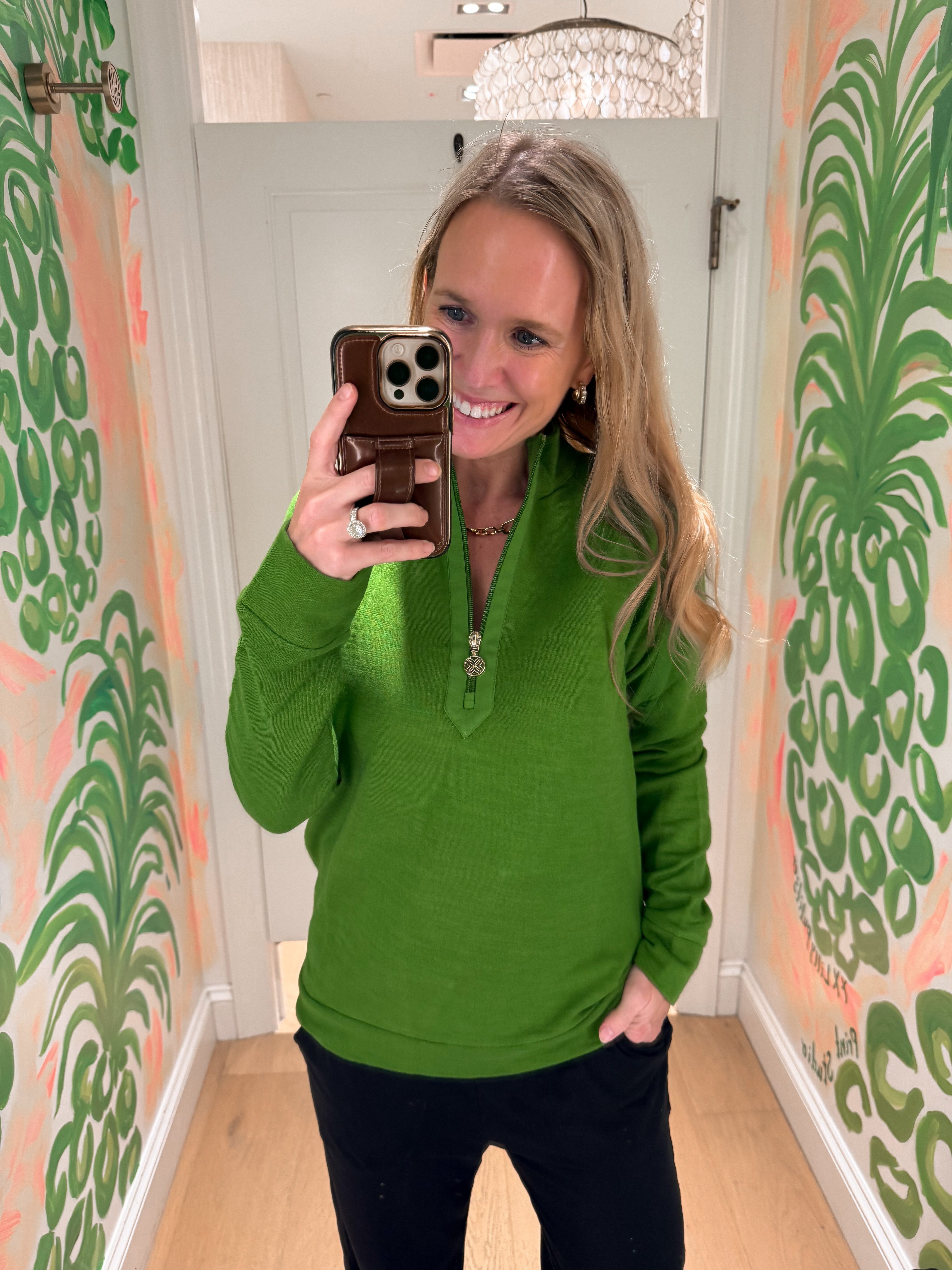 Love this color!
Wearing size small 

 #LTKActive