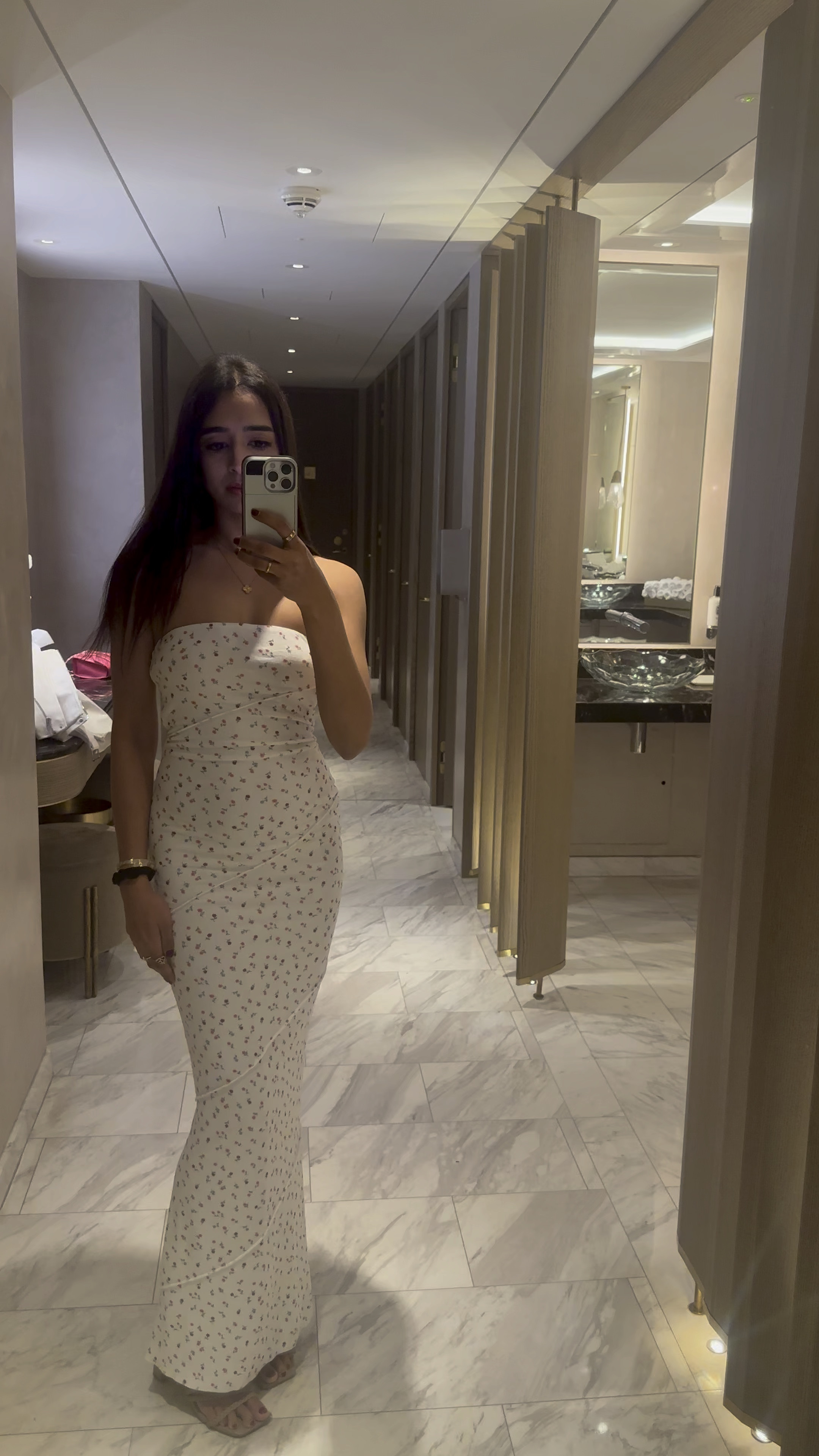 Love a floral summer maxi 🌸 Wearing size 2. 
. 
#Princess Polly 
#summer dress 
#florals 


#LTKFind #LTKunder100 #LTKtravel