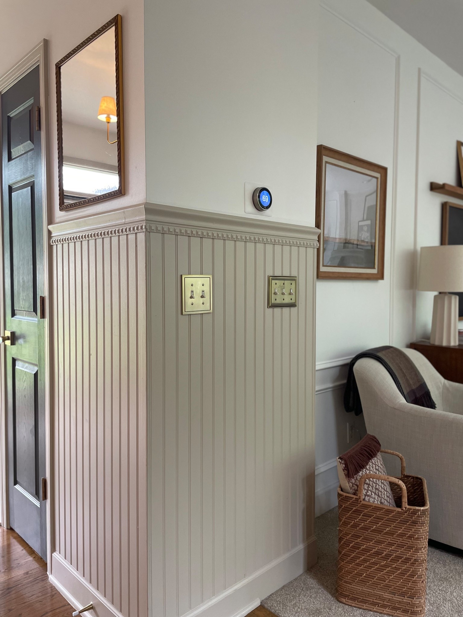 A mix of brass and gold switch plates we have in our home! Two different ones pictured here because I’m still deciding which I like best ;) all great options! 