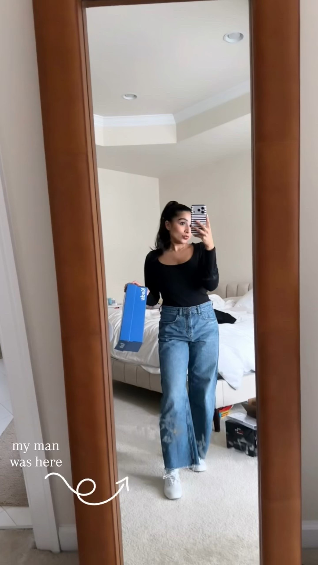 The new staple jeans in my closet! #ootd #fashion #momjeans 

#LTKmomlife #LTKSaleAlert #LTKootd