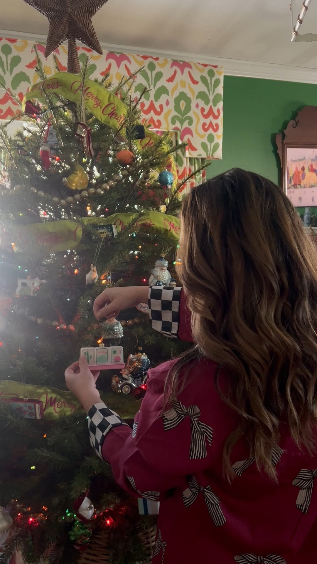 Merry Christmas Eve in the chicest pjs 

#LTKHoliday