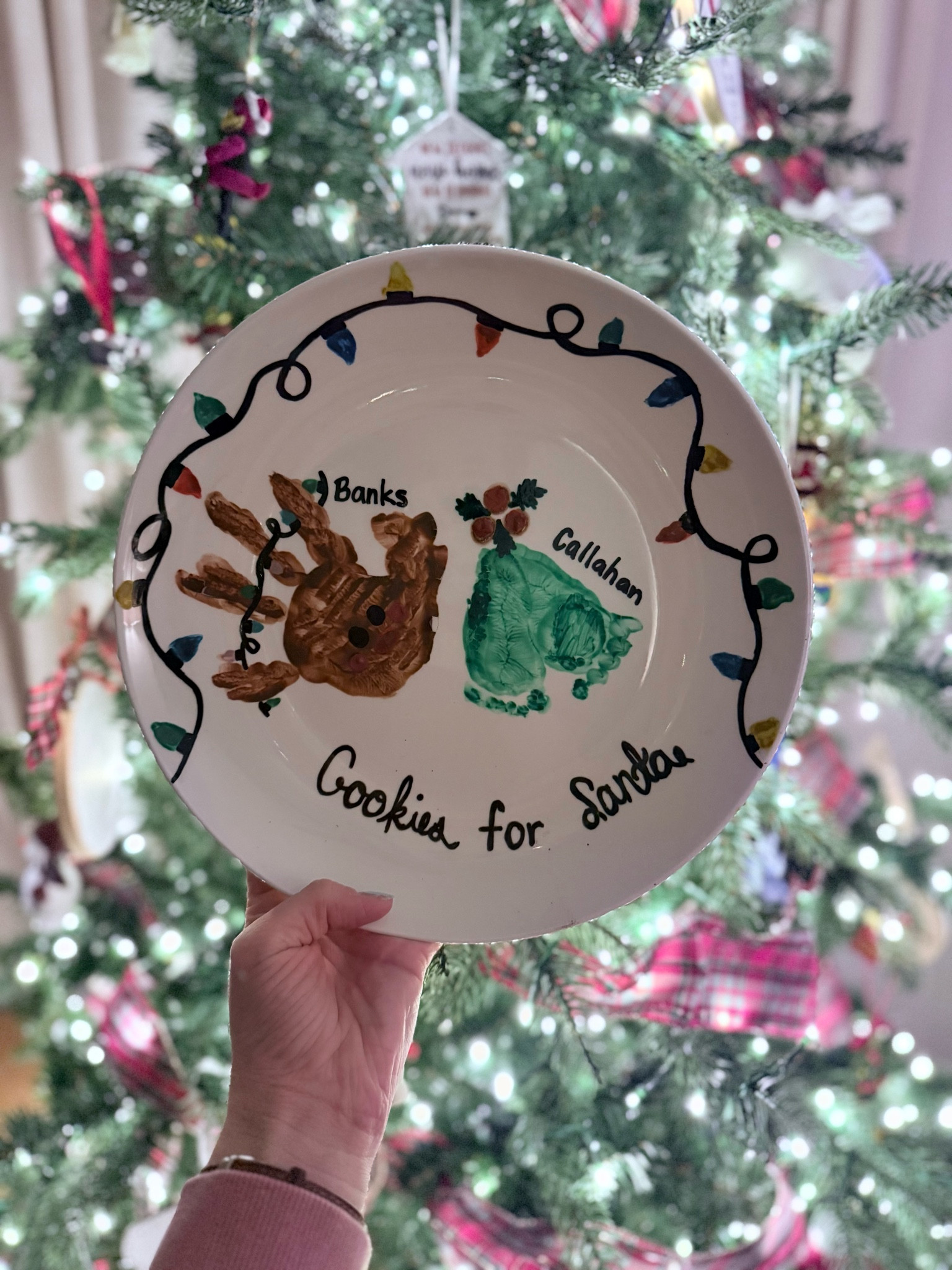 I definitely put off making a Cookies for Santa plate until the last minute but I’m so glad I did this🥹

A perfect gift for grandparents too!

#LTKFamily #LTKGiftGuide #LTKHoliday